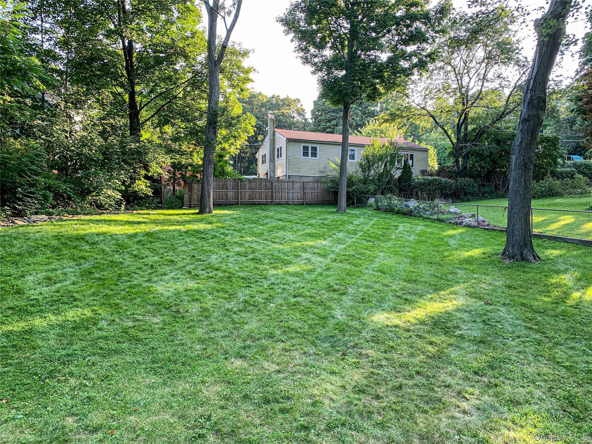 #11 photo, 7 Senior Avenue, Mahopac , NY 10541