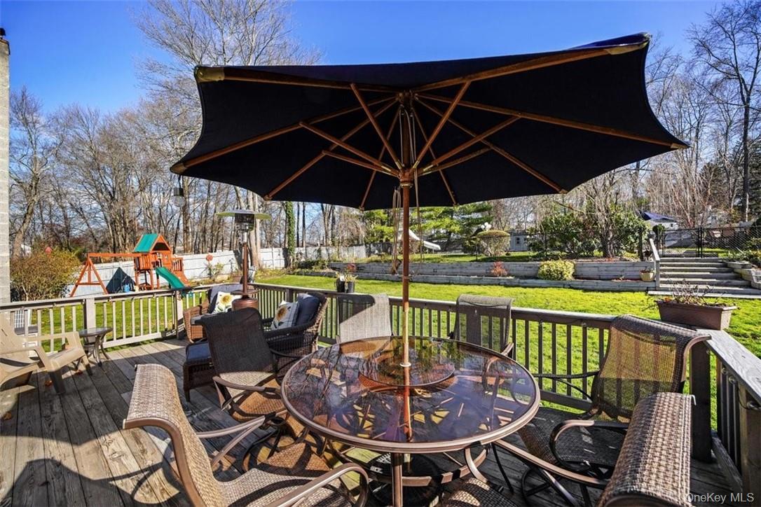 #17 photo, 3544 Strang Boulevard, Yorktown Heights , NY 10598