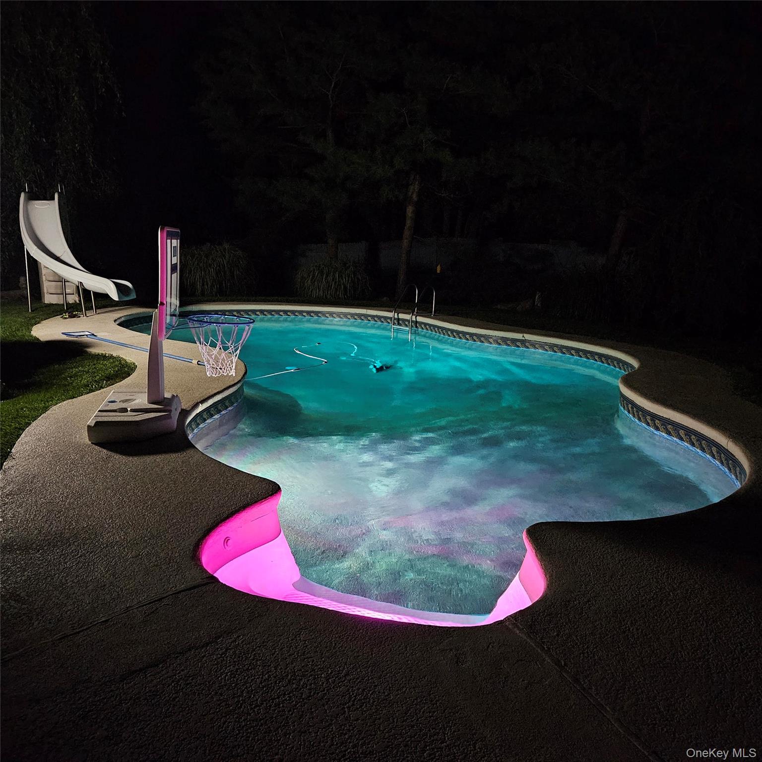 #20 photo, 3544 Strang Boulevard, Yorktown Heights , NY 10598