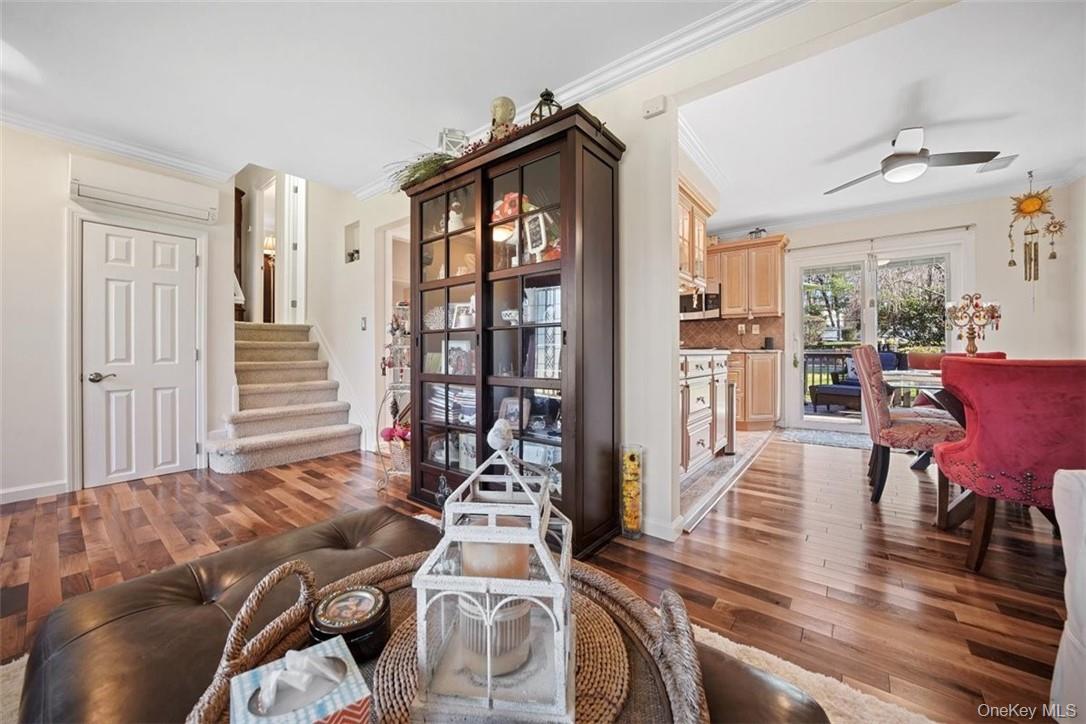 #5 photo, 3544 Strang Boulevard, Yorktown Heights , NY 10598