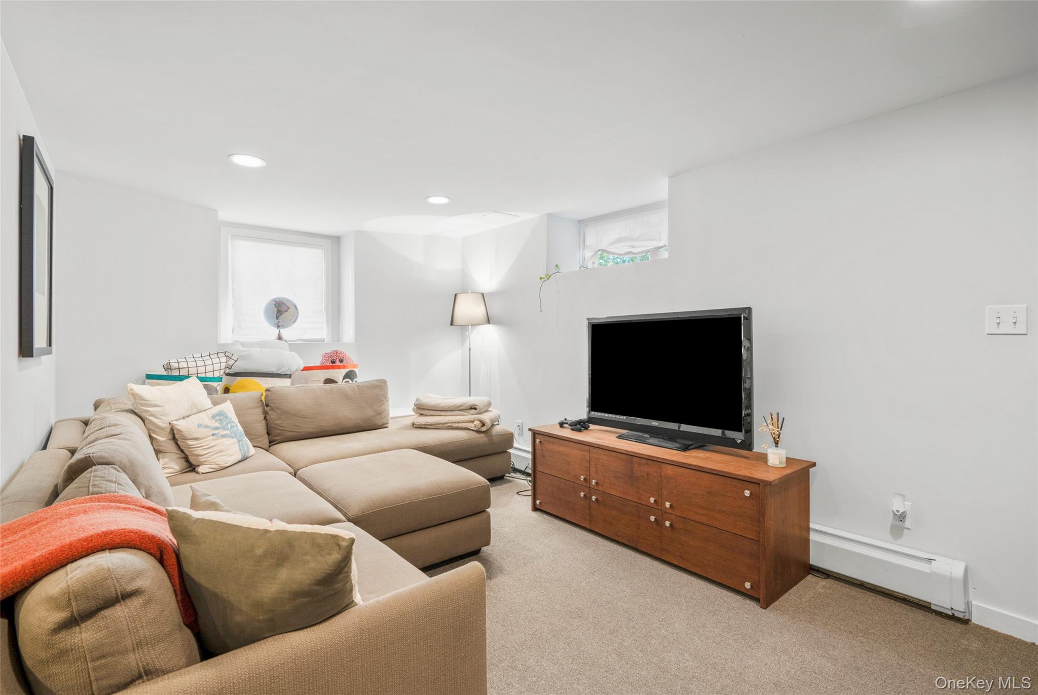 #12 photo, 251 Mount Pleasant Avenue, Mamaroneck , NY 10543