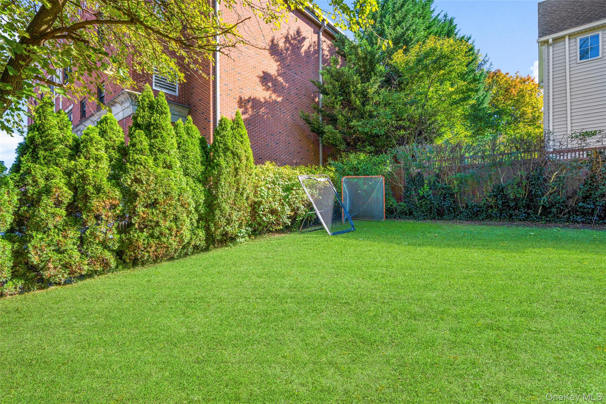 #16 photo, 251 Mount Pleasant Avenue, Mamaroneck , NY 10543