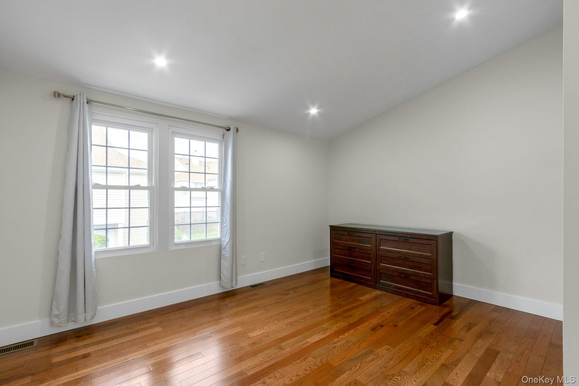 #16 photo, 2915 Whispering Hills, Chester , NY 10918