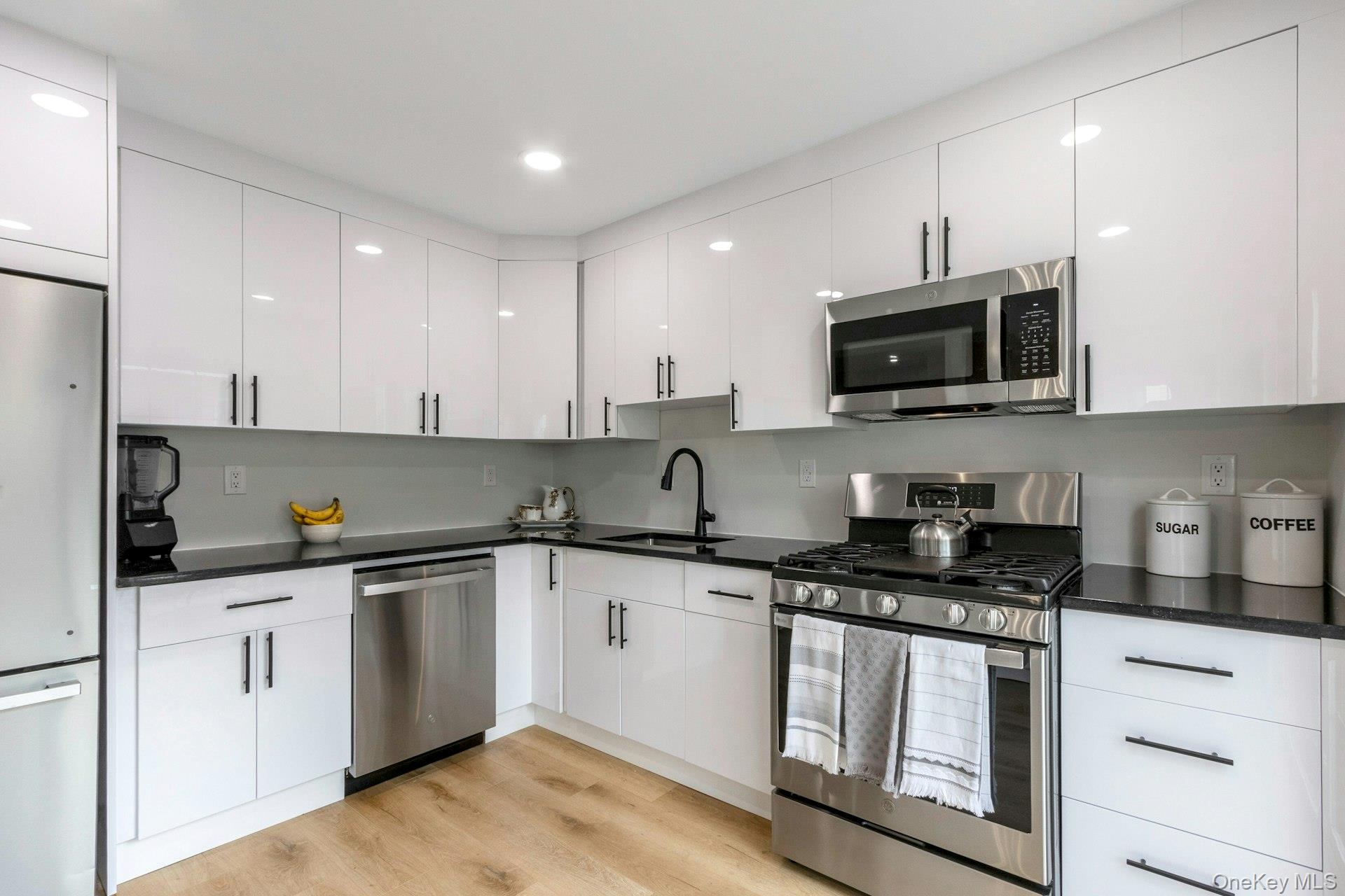 #9 photo, 2915 Whispering Hills, Chester , NY 10918