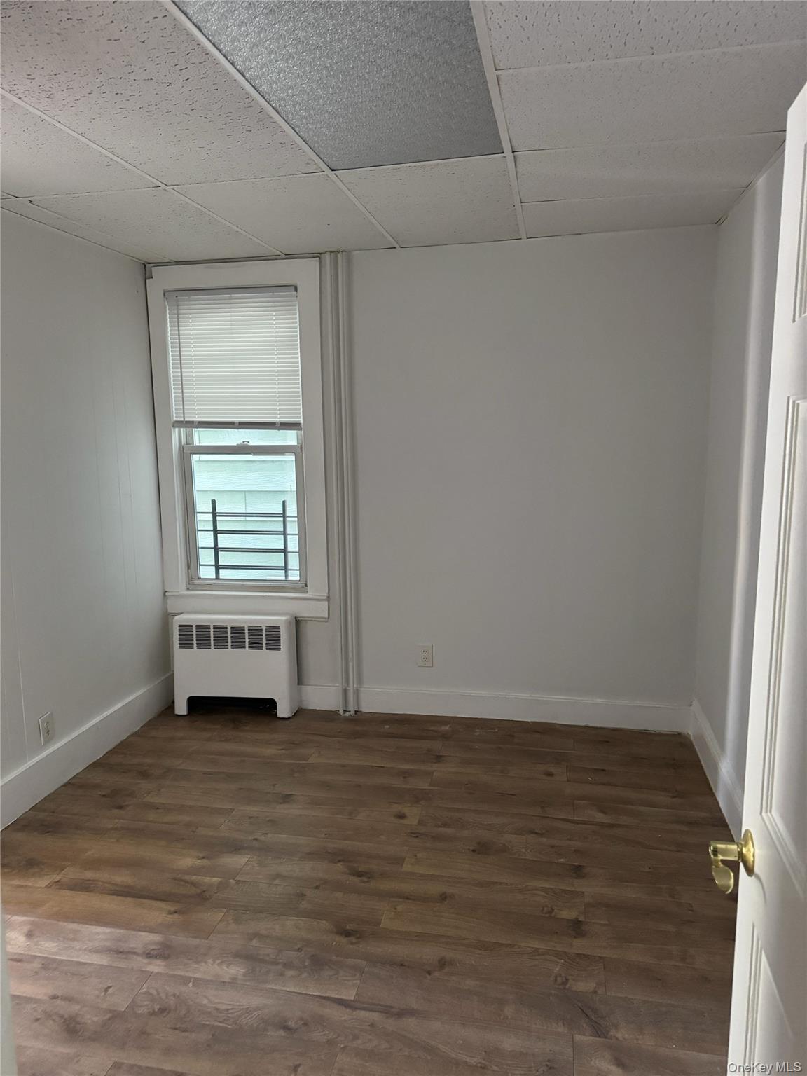 #3 photo, 141 Voss Avenue, Yonkers , NY 10703