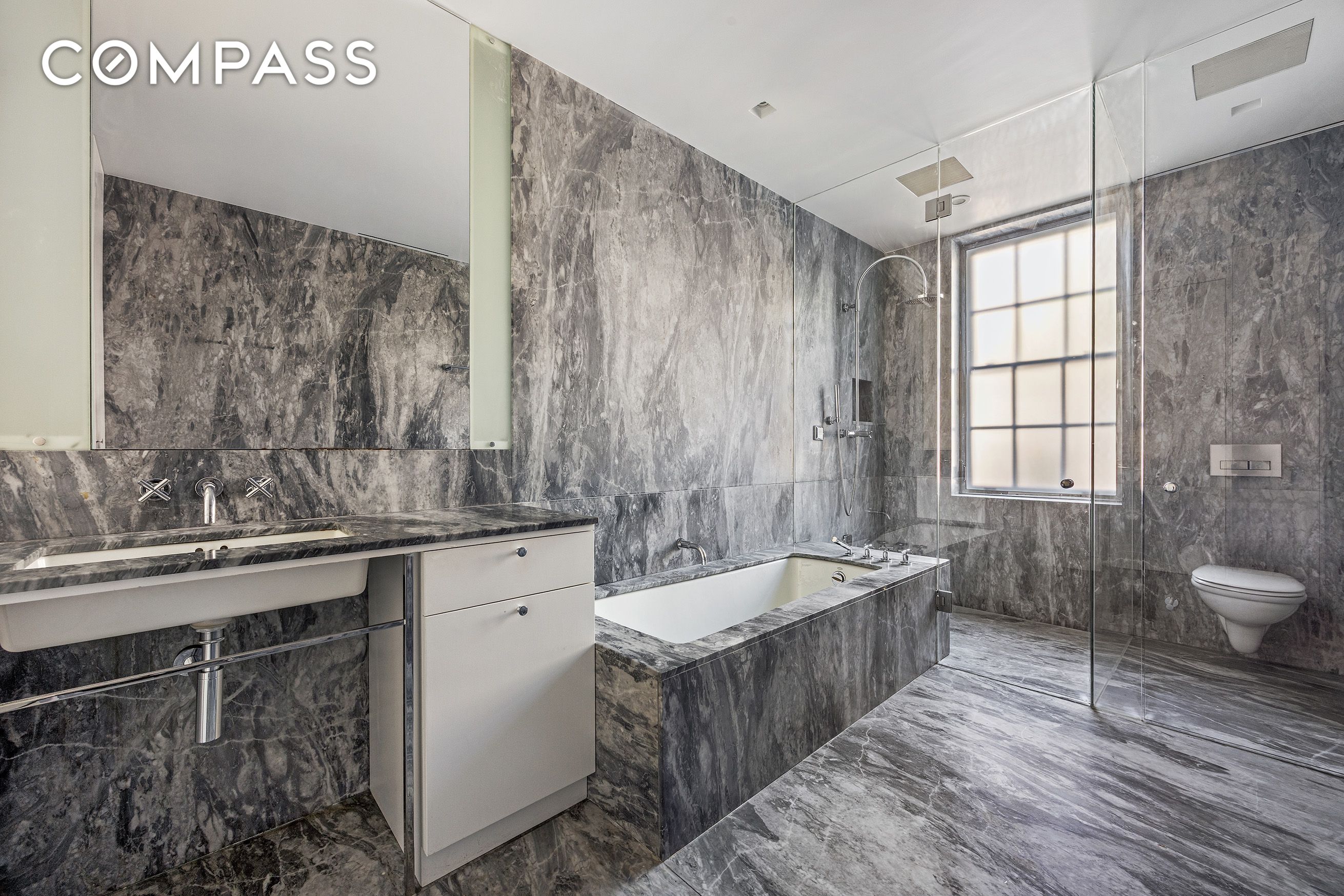 #10 photo, New York City, Chelsea , NY 10011