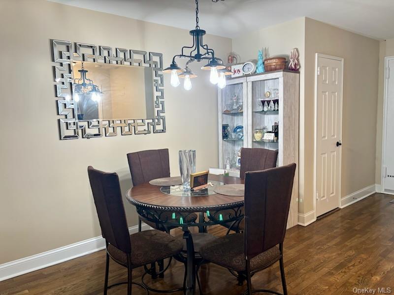 #6 photo, 530 Dubois Avenue, ナッソー郡 Valley Stream , NY 11581