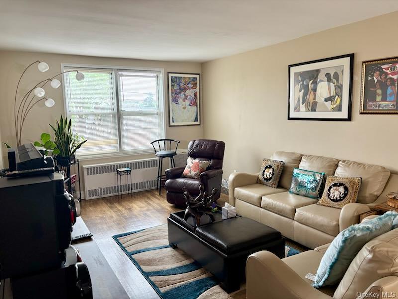 #7 photo, 530 Dubois Avenue, ナッソー郡 Valley Stream , NY 11581