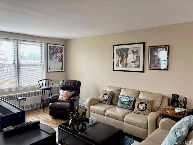 #8 photo, 530 Dubois Avenue, ナッソー郡 Valley Stream , NY 11581