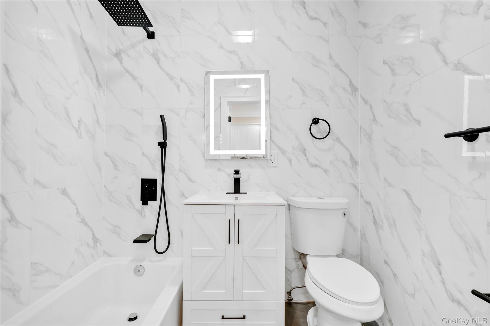 #11 photo, 451 Ridgewood Avenue, ブルックリン区 Brooklyn , NY 11208