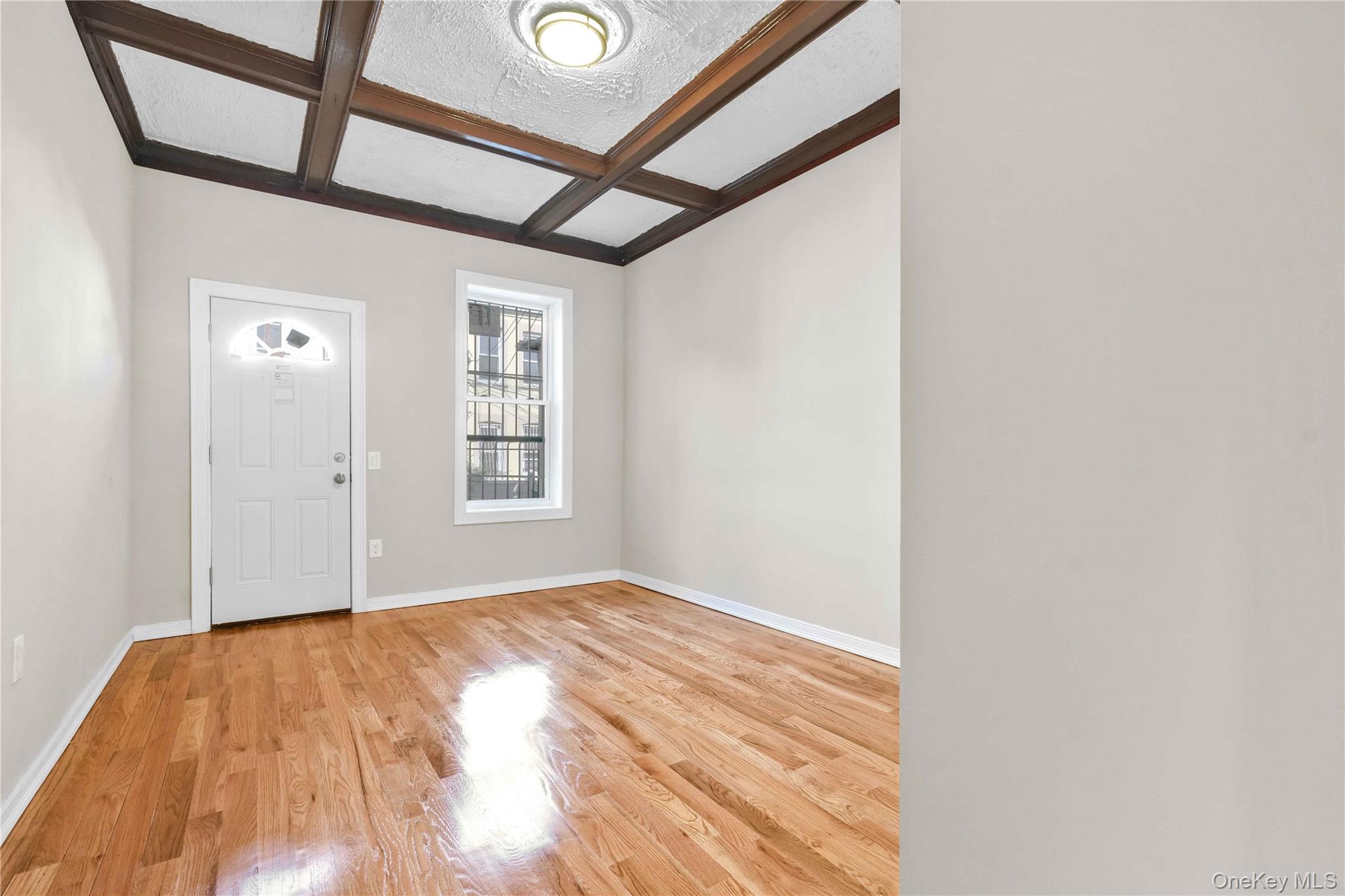 #12 photo, 451 Ridgewood Avenue, ブルックリン区 Brooklyn , NY 11208