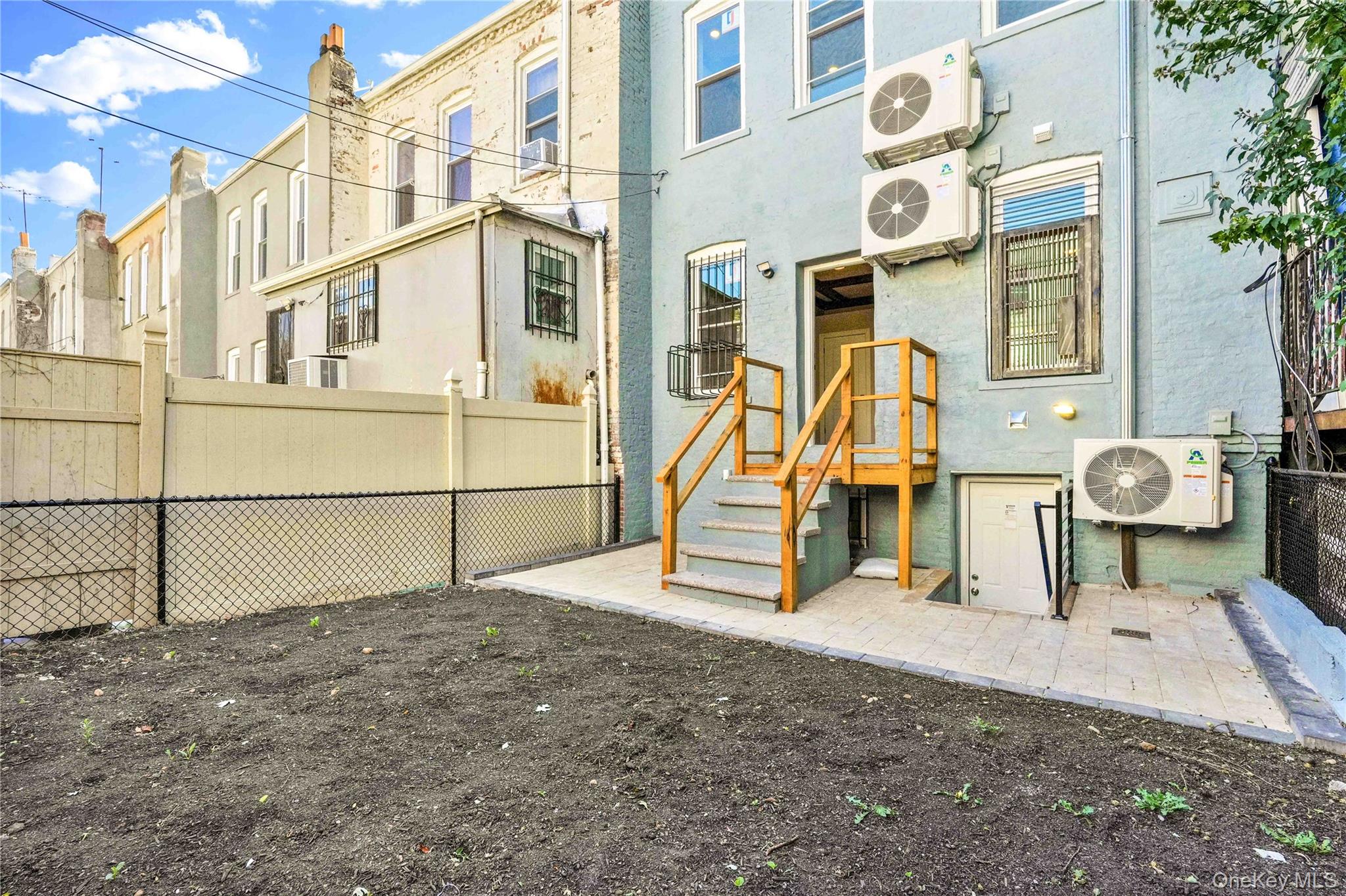 #16 photo, 451 Ridgewood Avenue, ブルックリン区 Brooklyn , NY 11208