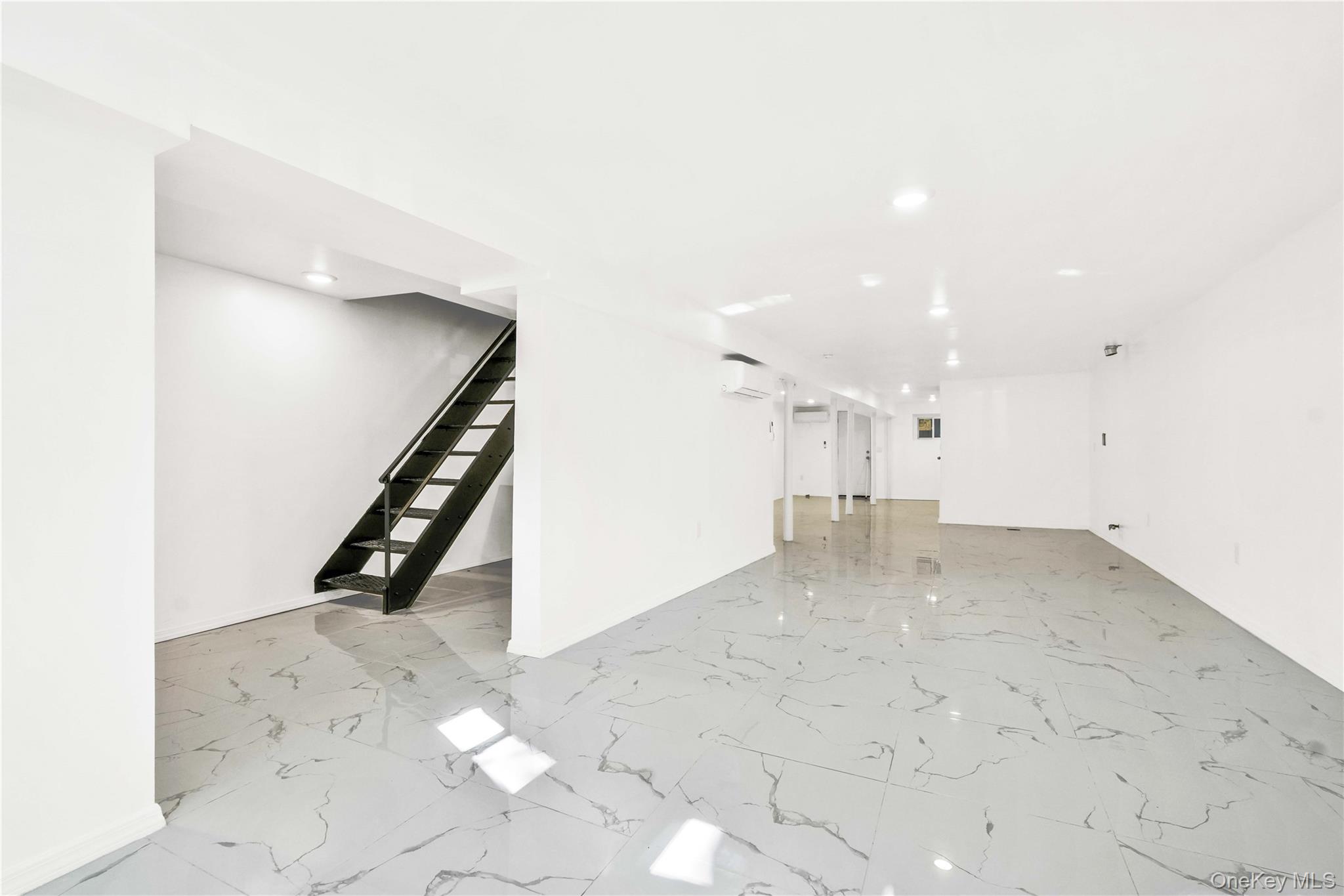 #18 photo, 451 Ridgewood Avenue, ブルックリン区 Brooklyn , NY 11208