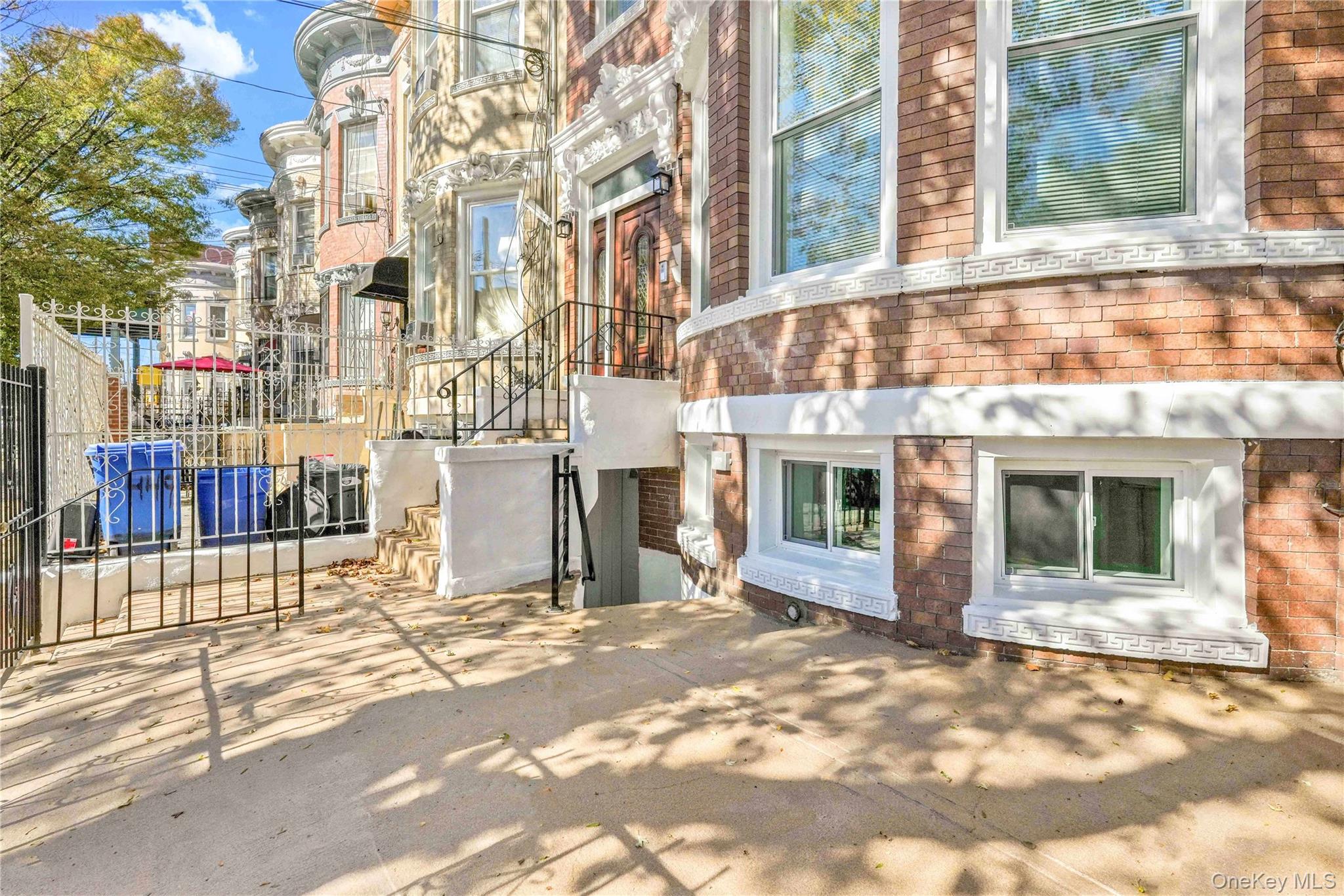 #3 photo, 451 Ridgewood Avenue, ブルックリン区 Brooklyn , NY 11208