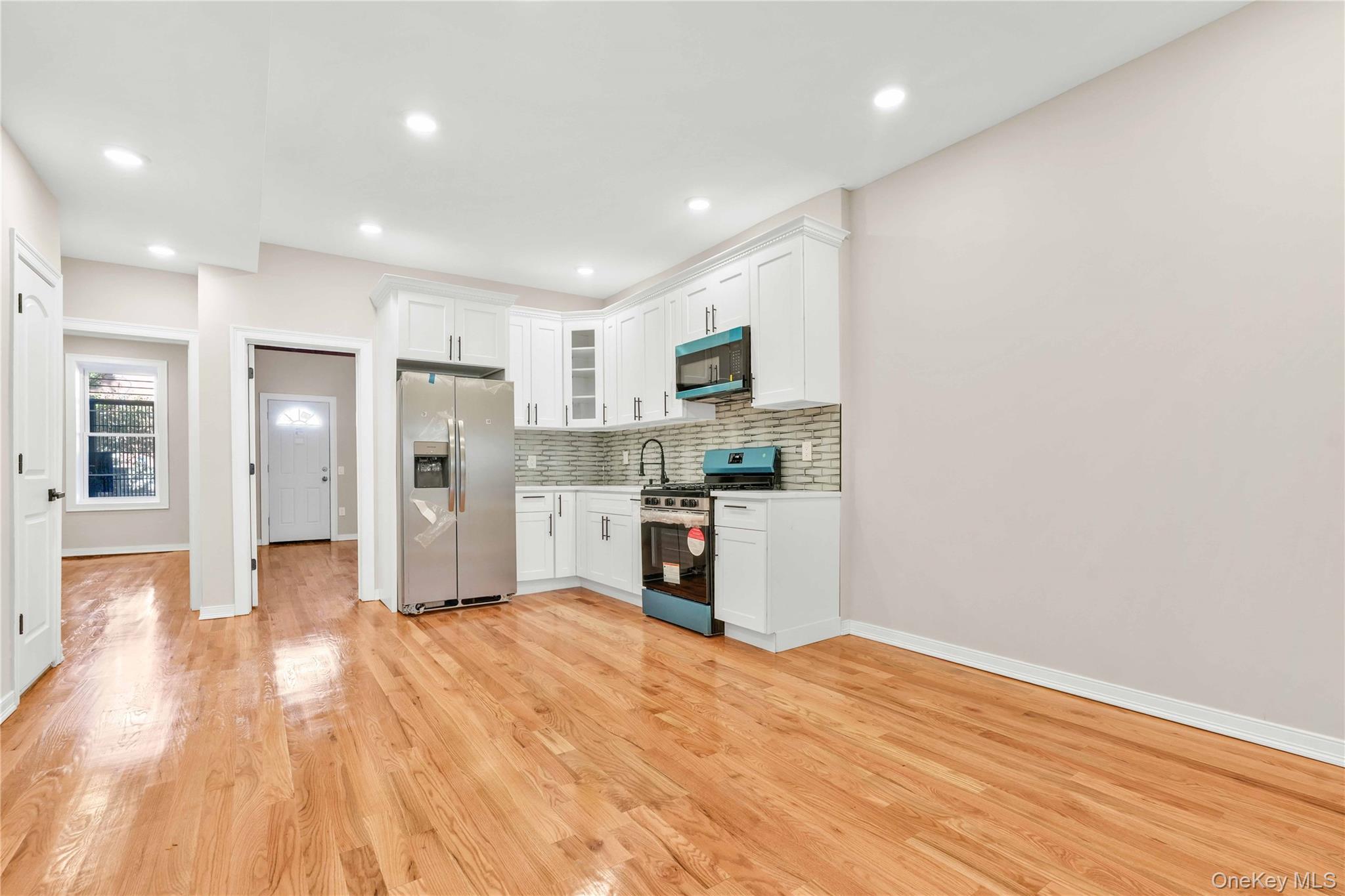 #9 photo, 451 Ridgewood Avenue, ブルックリン区 Brooklyn , NY 11208