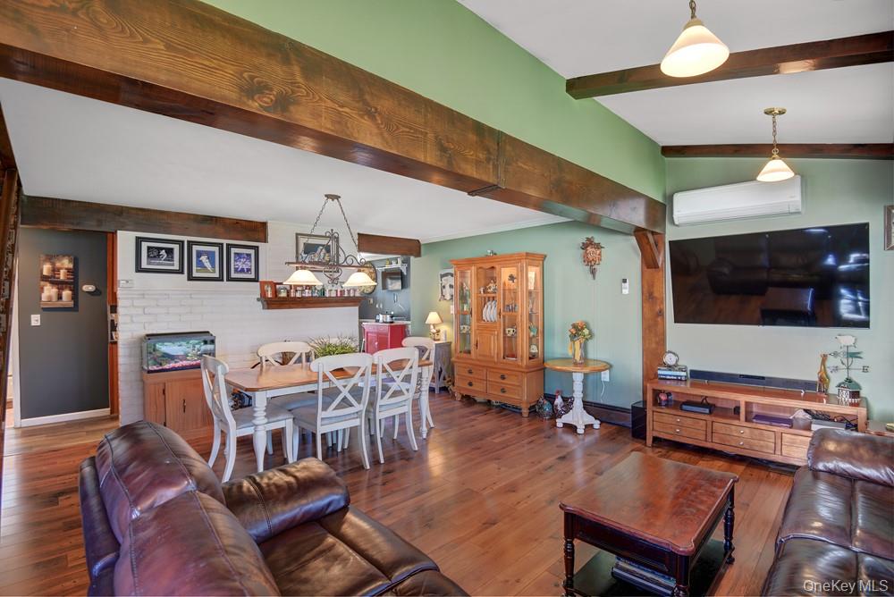 #12 photo, 444 Division Avenue, Hicksville , NY 11801