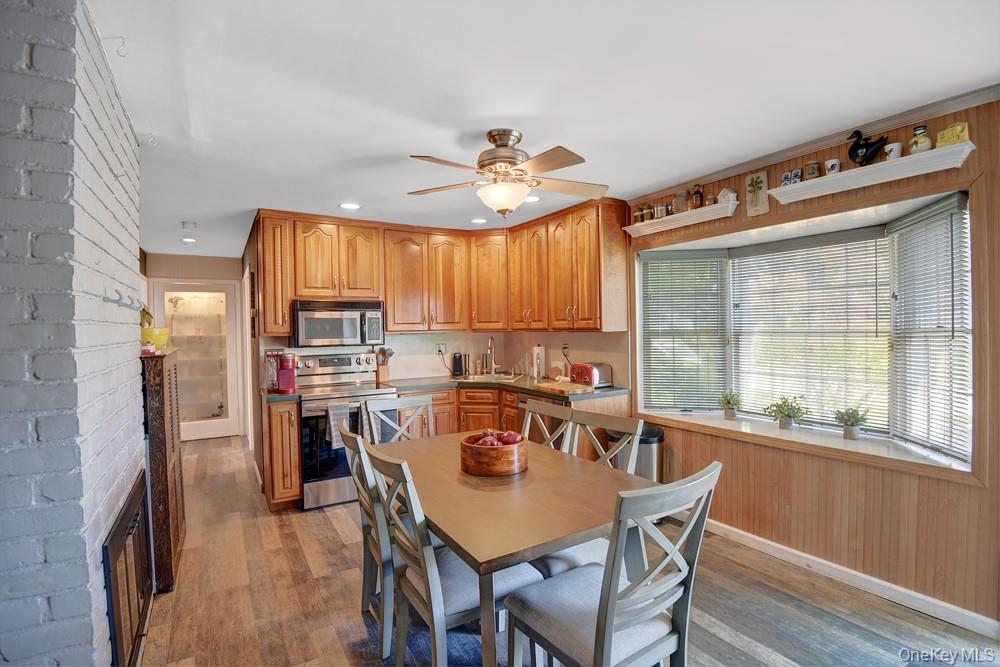 #4 photo, 444 Division Avenue, Hicksville , NY 11801