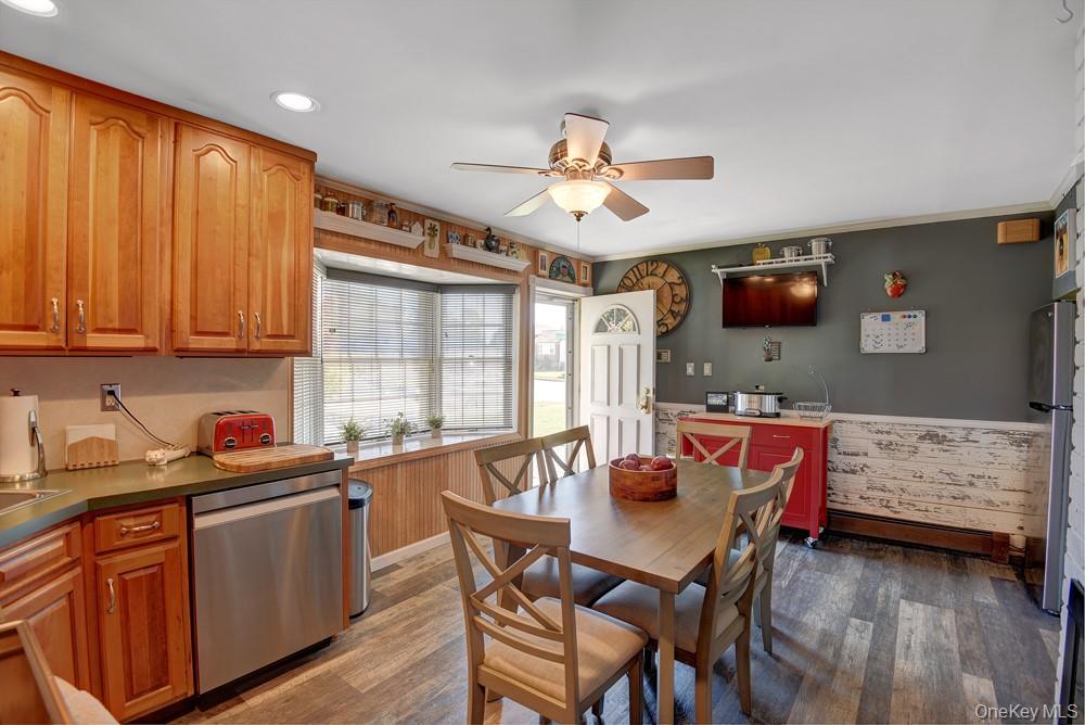 #5 photo, 444 Division Avenue, Hicksville , NY 11801