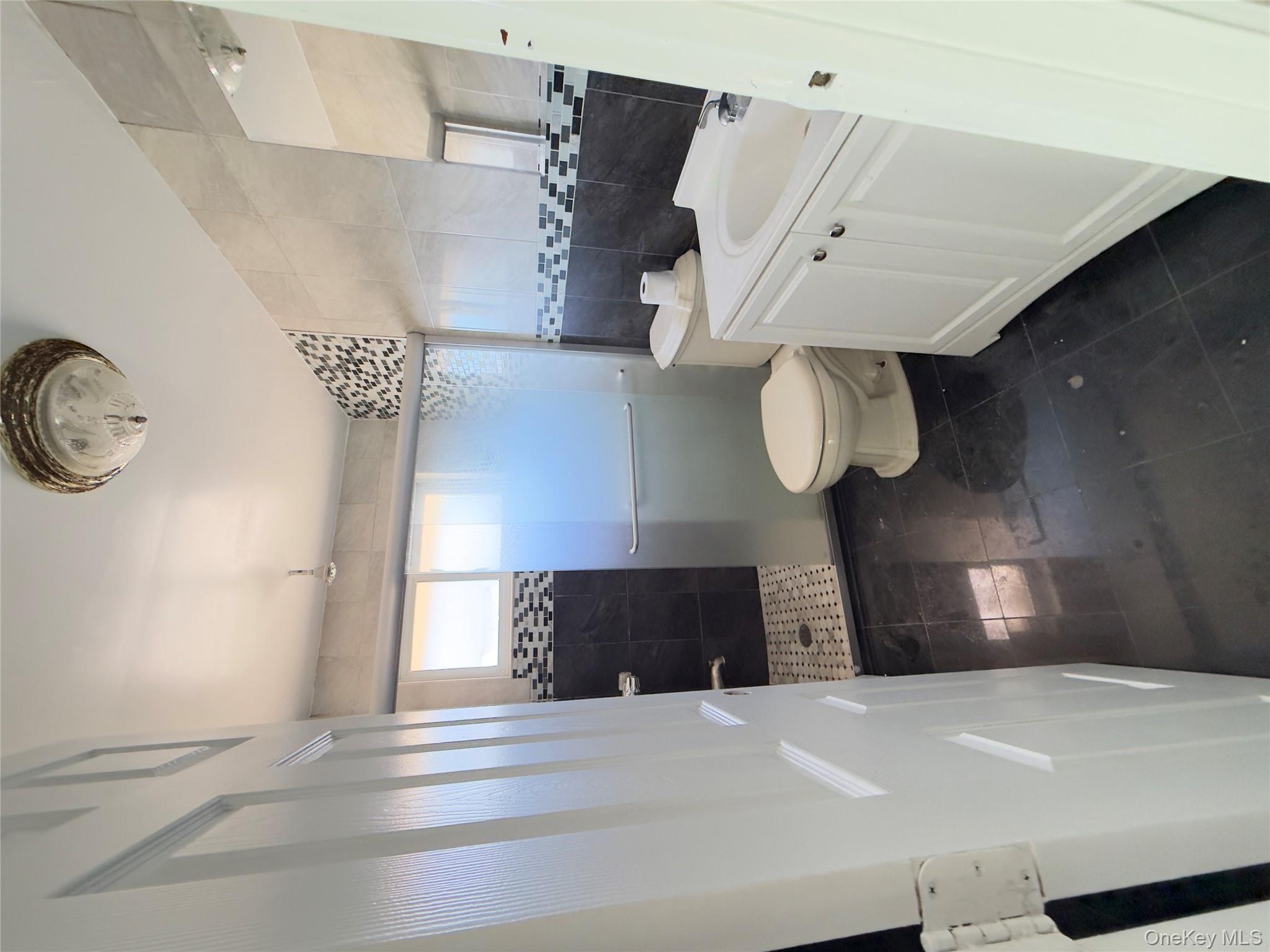 #18 photo, 39 Alpine Lane, ナッソー郡 Hicksville , NY 11801