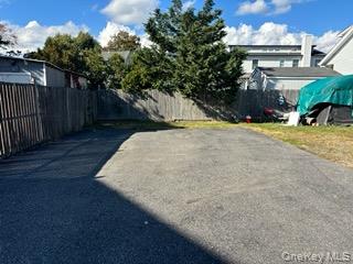 #19 photo, 7 S Atlantic Street, Bay Shore , NY 11706