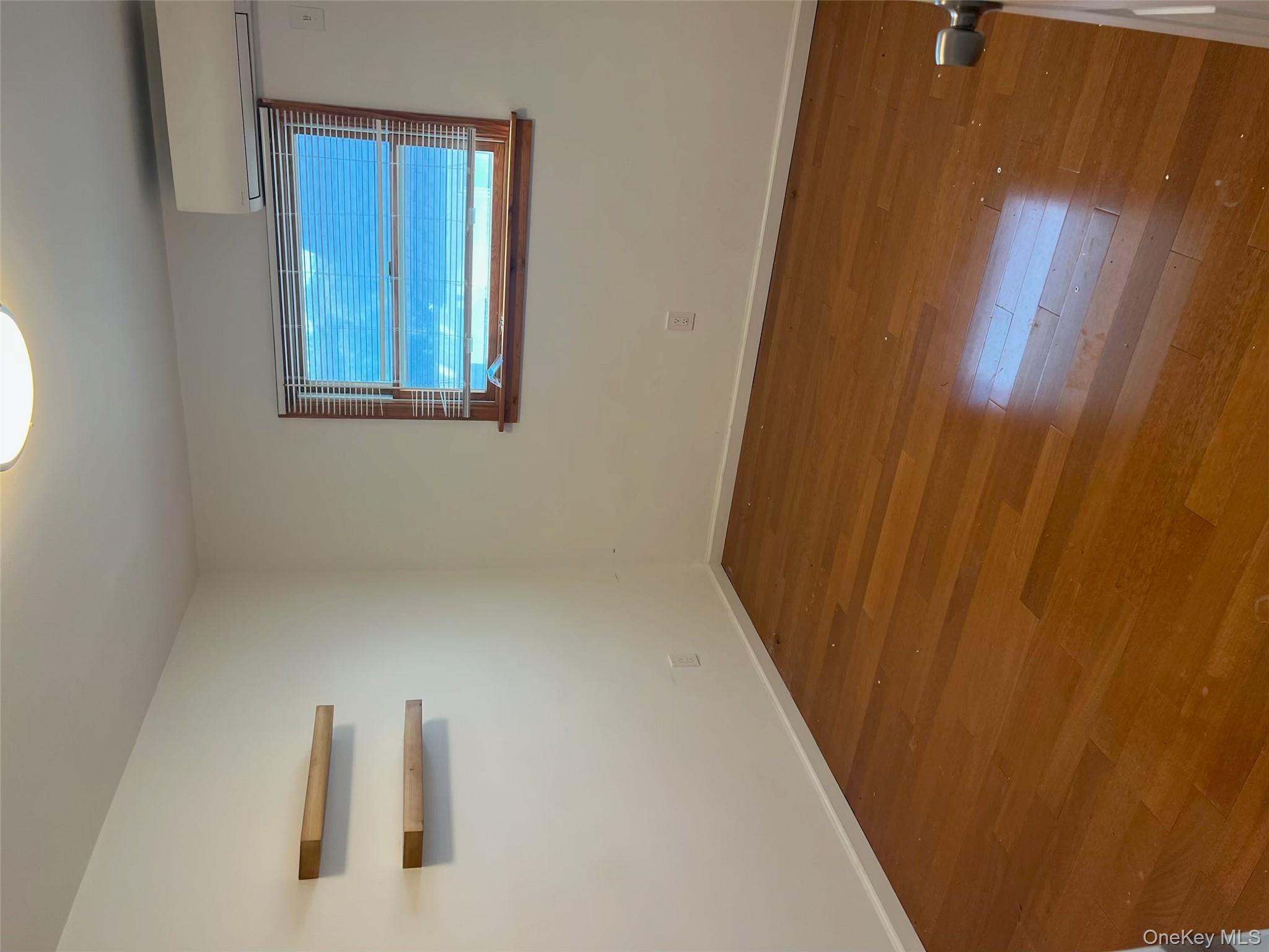 #2 photo, 240-46 67th Avenue, クイーンズ区 Little Neck , NY 11362