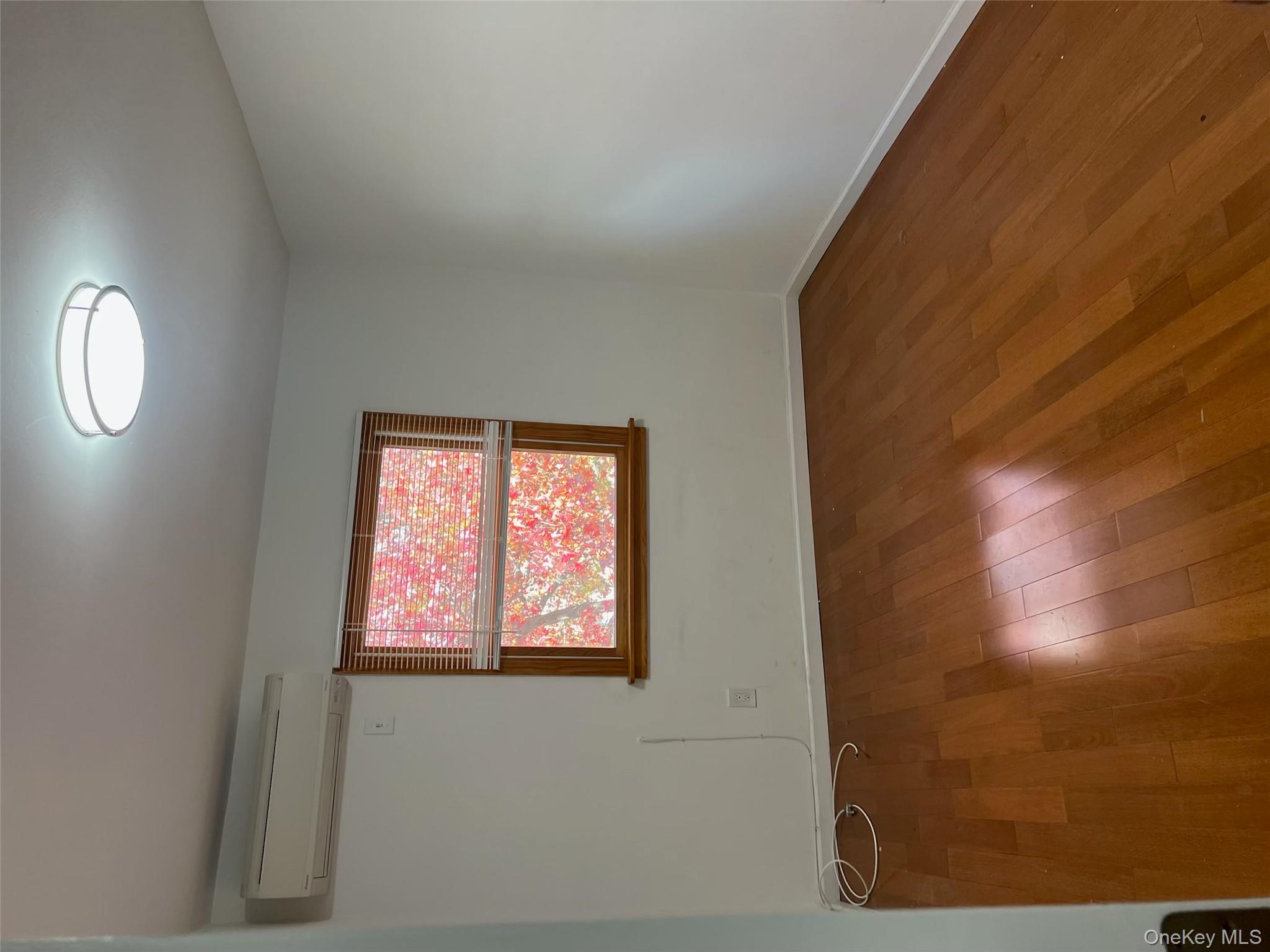 #3 photo, 240-46 67th Avenue, クイーンズ区 Little Neck , NY 11362