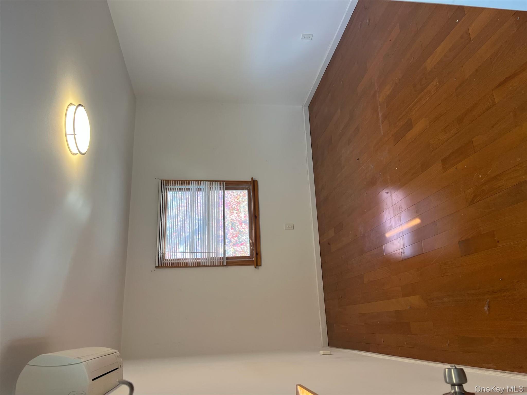 #4 photo, 240-46 67th Avenue, クイーンズ区 Little Neck , NY 11362