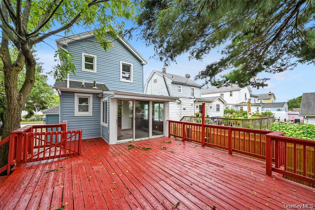 #18 photo, 6 Pershing Avenue, ナッソー郡 Valley Stream , NY 11581