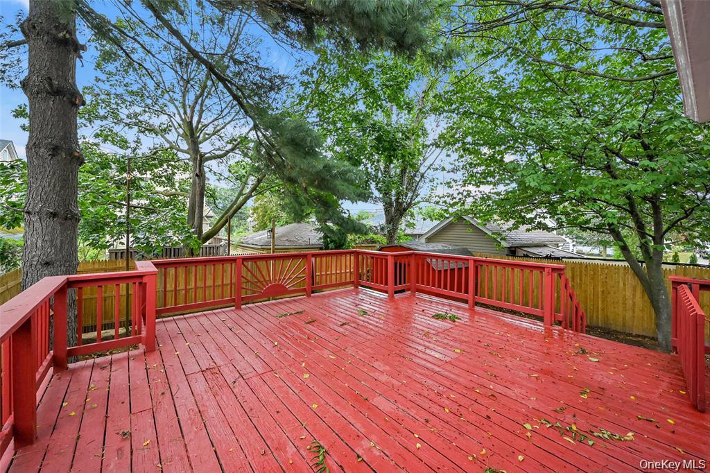 #19 photo, 6 Pershing Avenue, ナッソー郡 Valley Stream , NY 11581