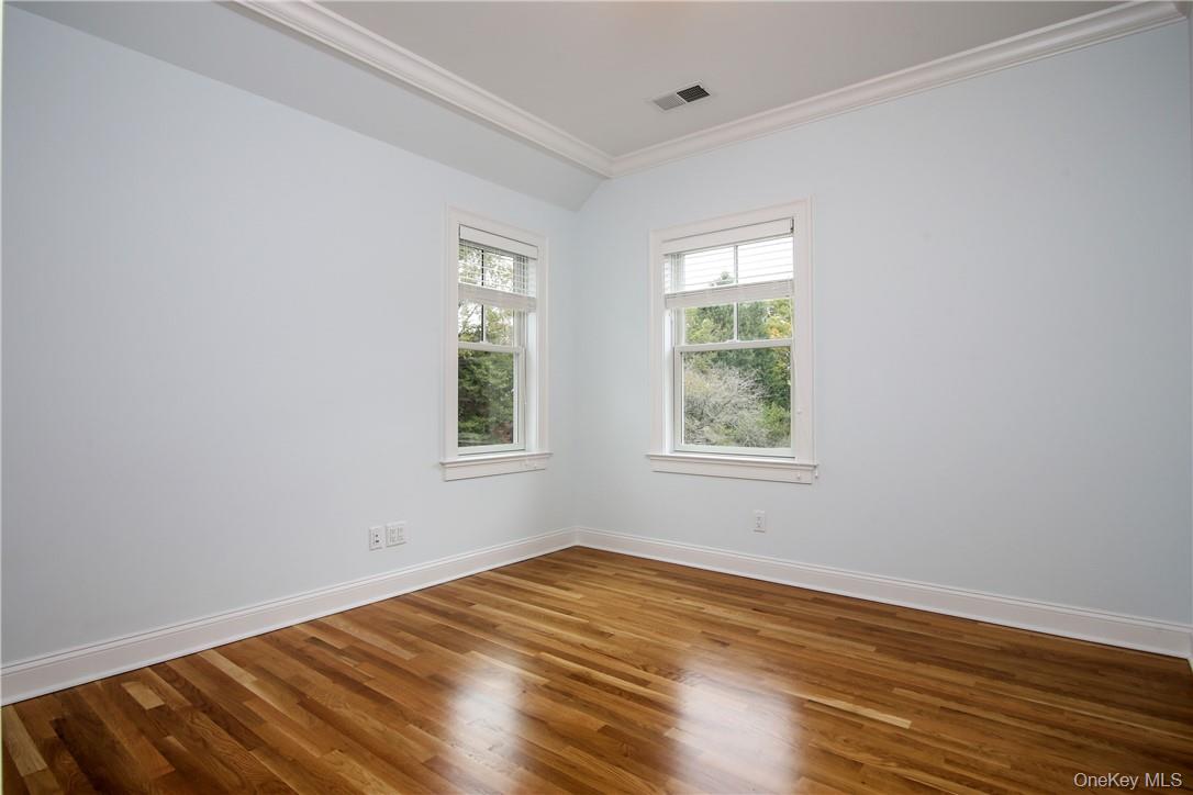 #14 photo, 214 Central Avenue, Rye , NY 10580