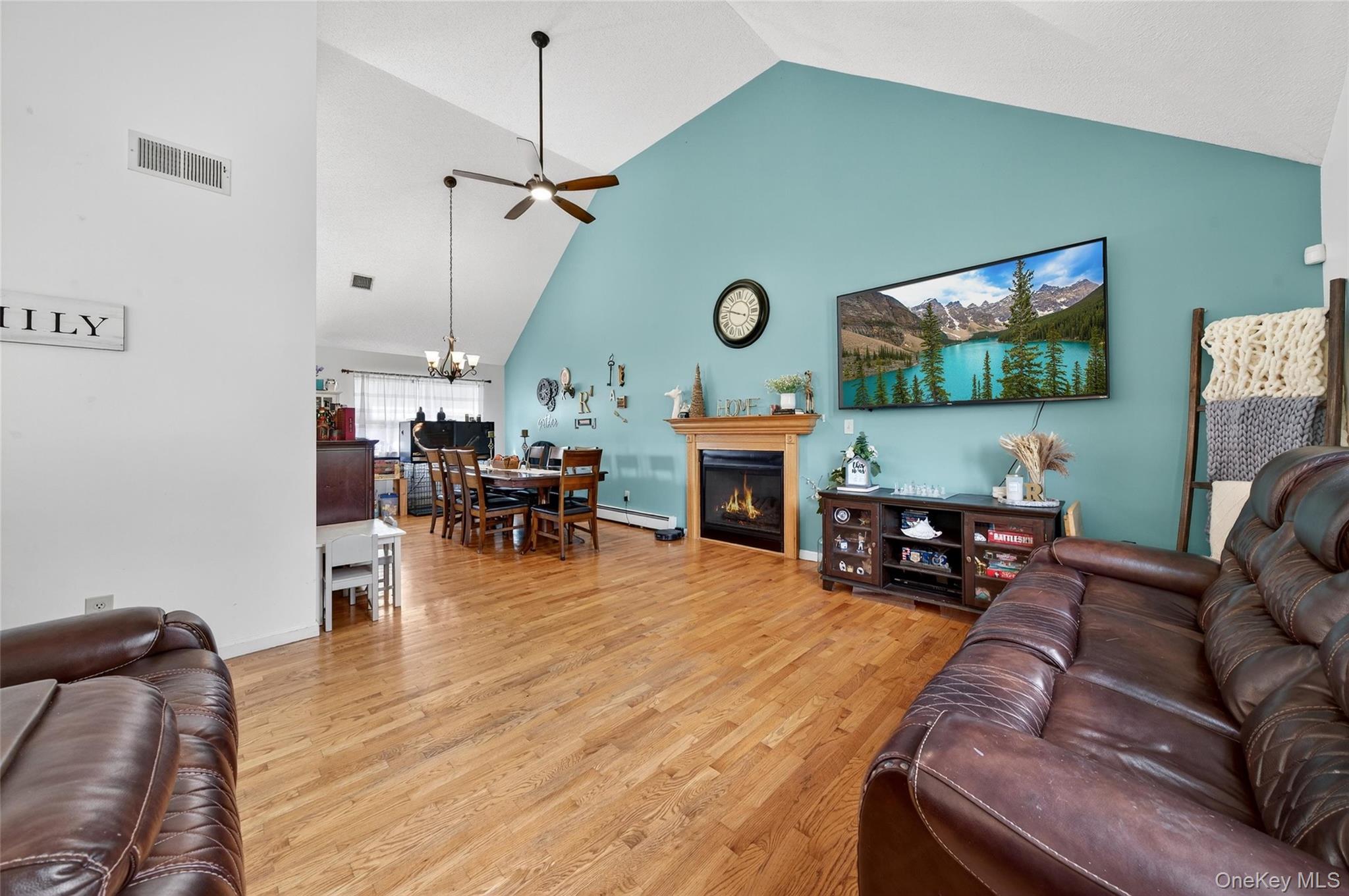 #10 photo, 2 Berkeley Court, Highland Mills , NY 10930