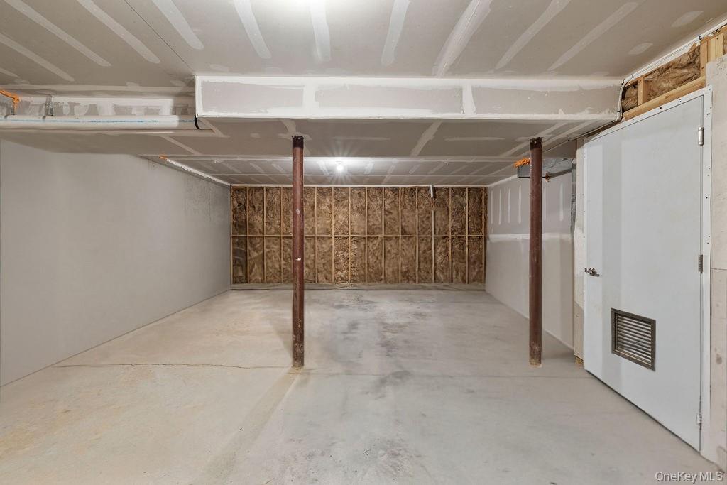 #20 photo, 14 Calvert Drive, Monsey , NY 10952