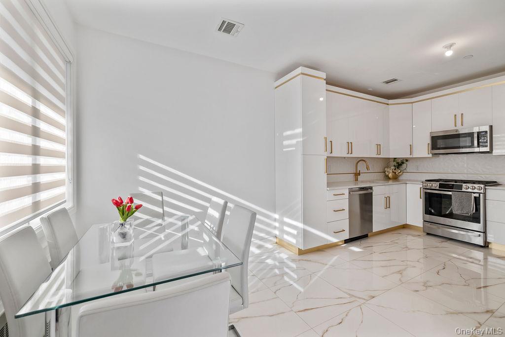 #8 photo, 14 Calvert Drive, Monsey , NY 10952