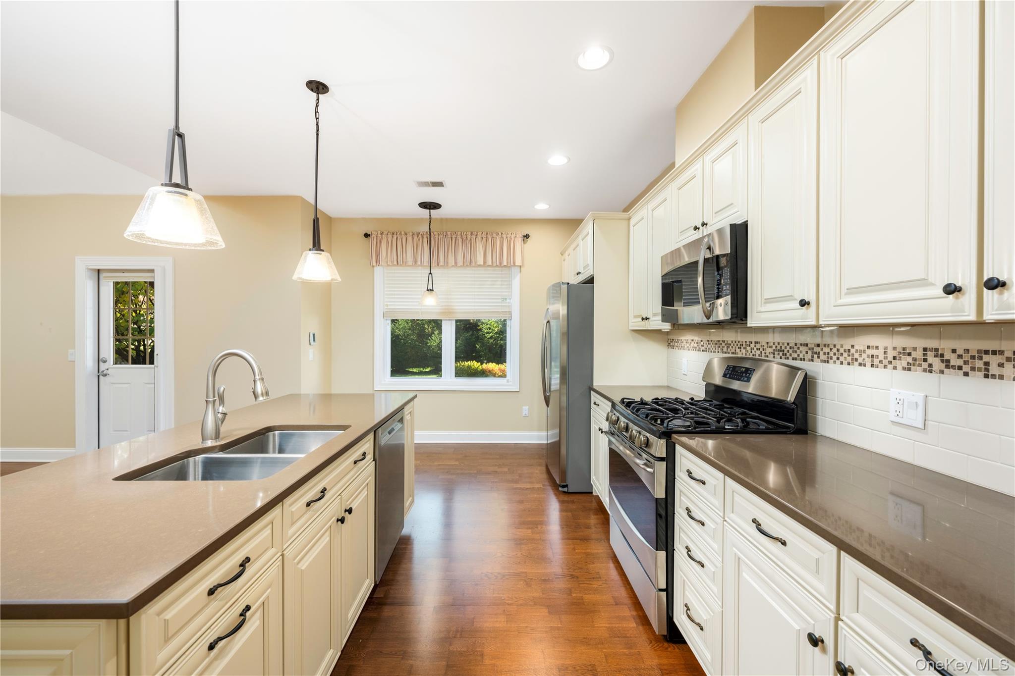 #10 photo, 5 Norwegian Wood, Cold Spring , NY 10516