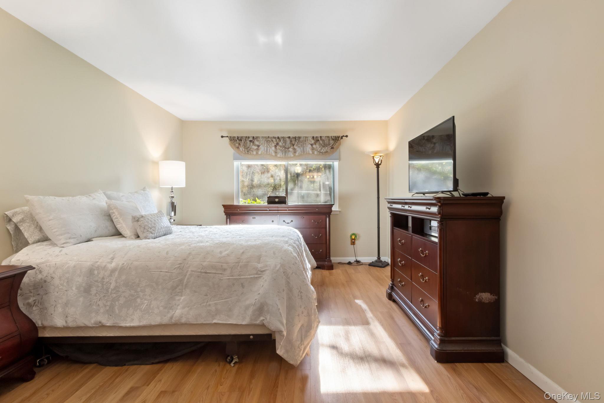 #17 photo, 148 Flintlock Way, Yorktown Heights , NY 10598