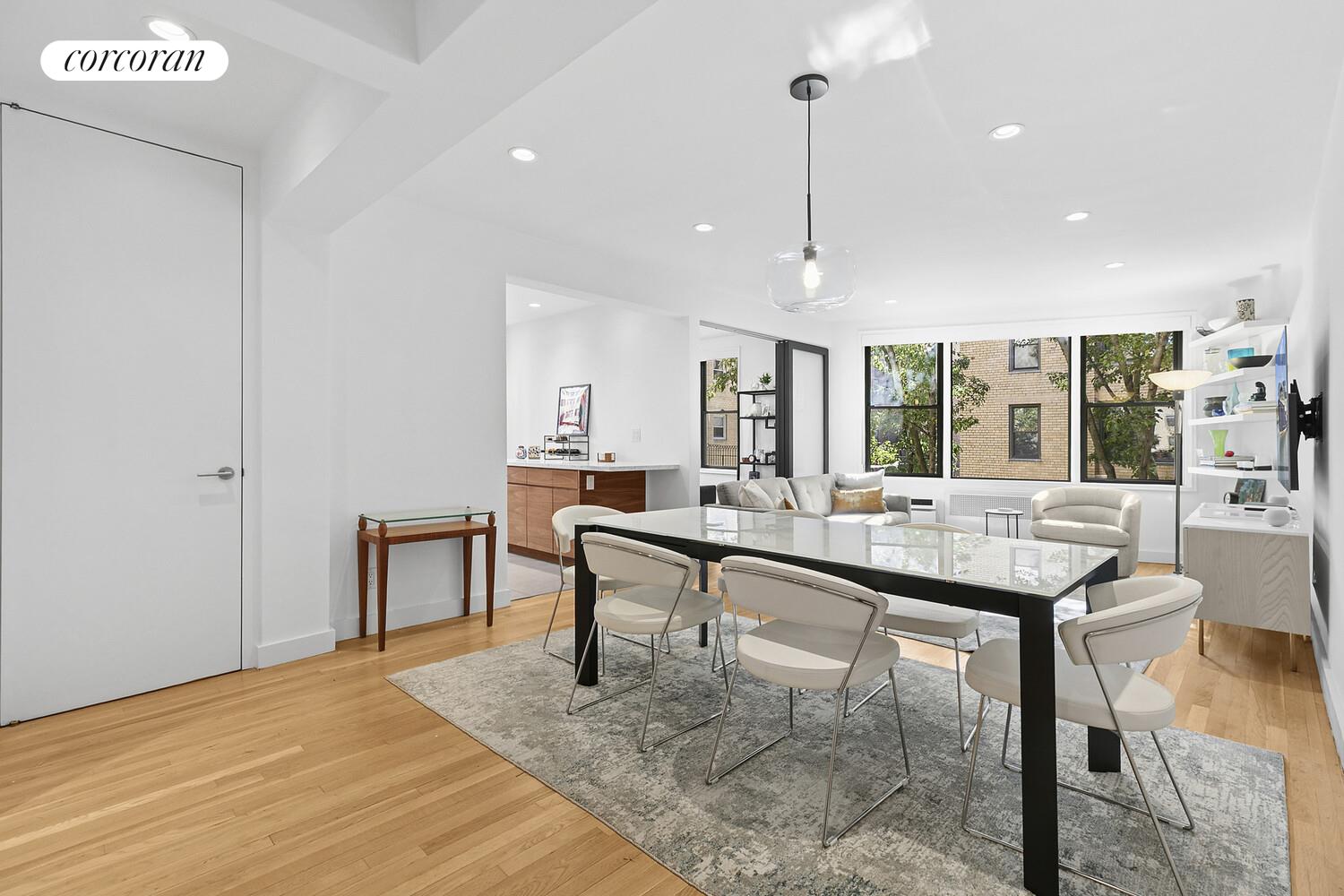 #3 photo, 30 E 9TH Street, Greenwich Village , NY 10003