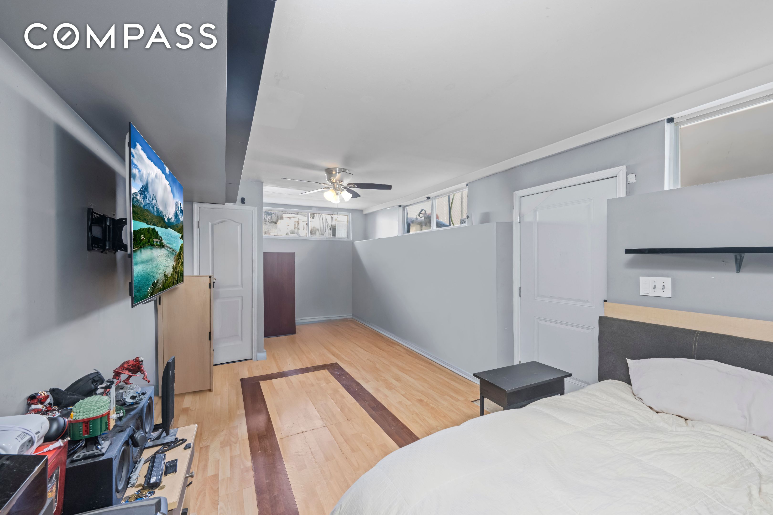 #23 photo, 55 Sideview Avenue, New York City , NY 10314