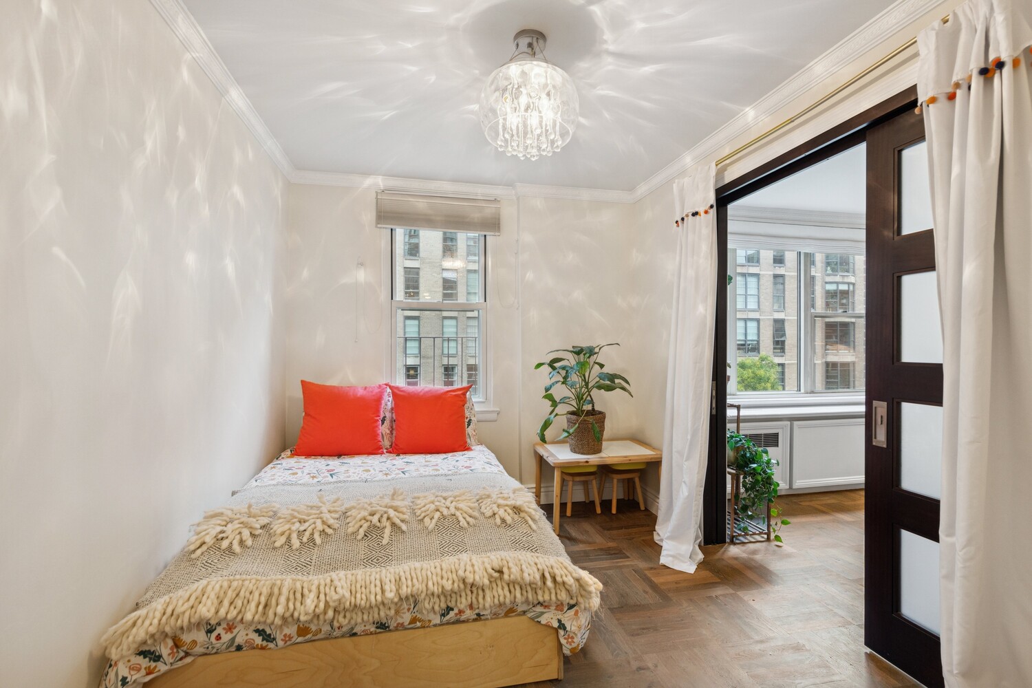 #9 photo, 13 W 13TH Street, マンハッタン Greenwich Village , NY 10011