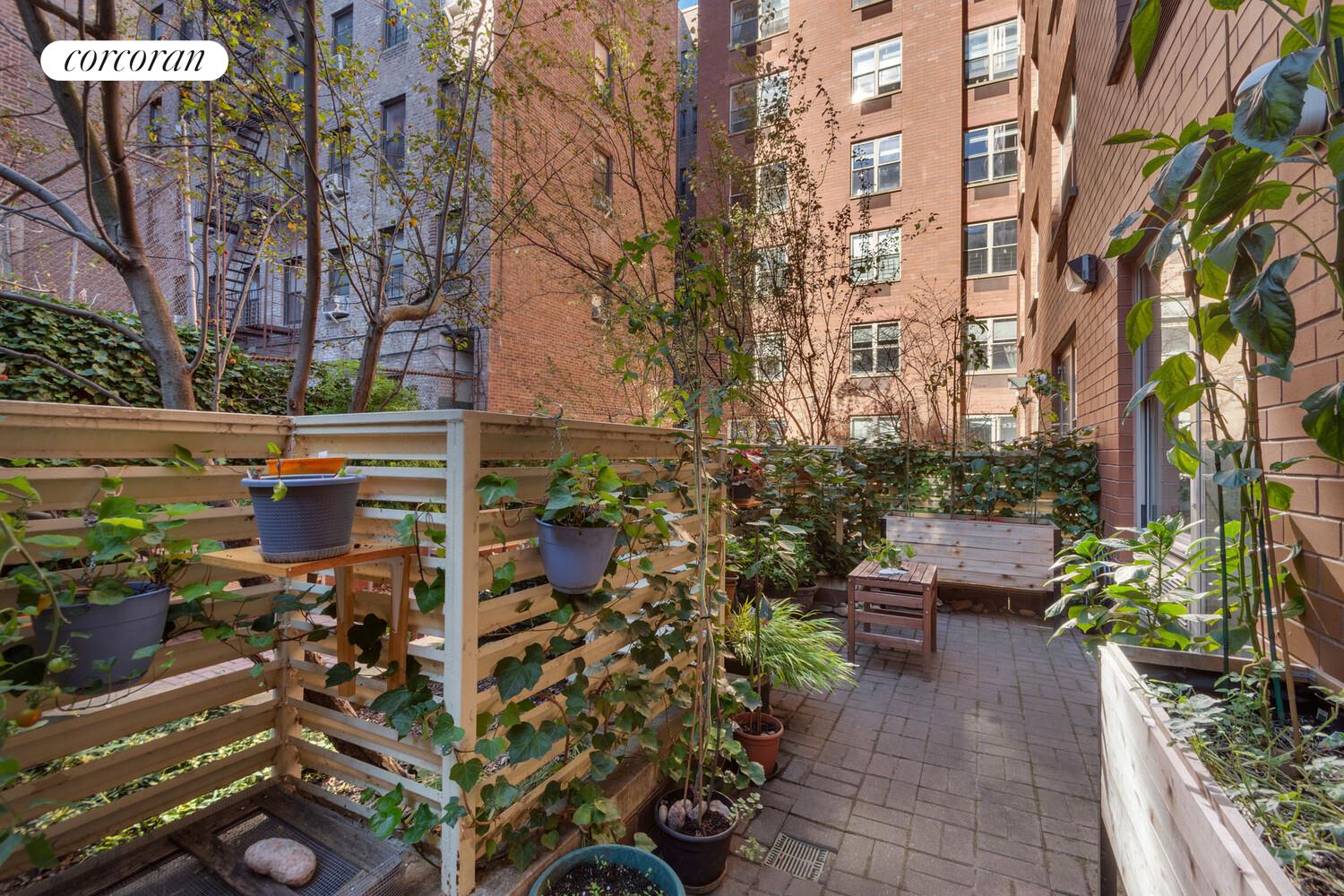 #5 photo, 736 W 187TH Street, マンハッタン Hudson Heights , NY 10033