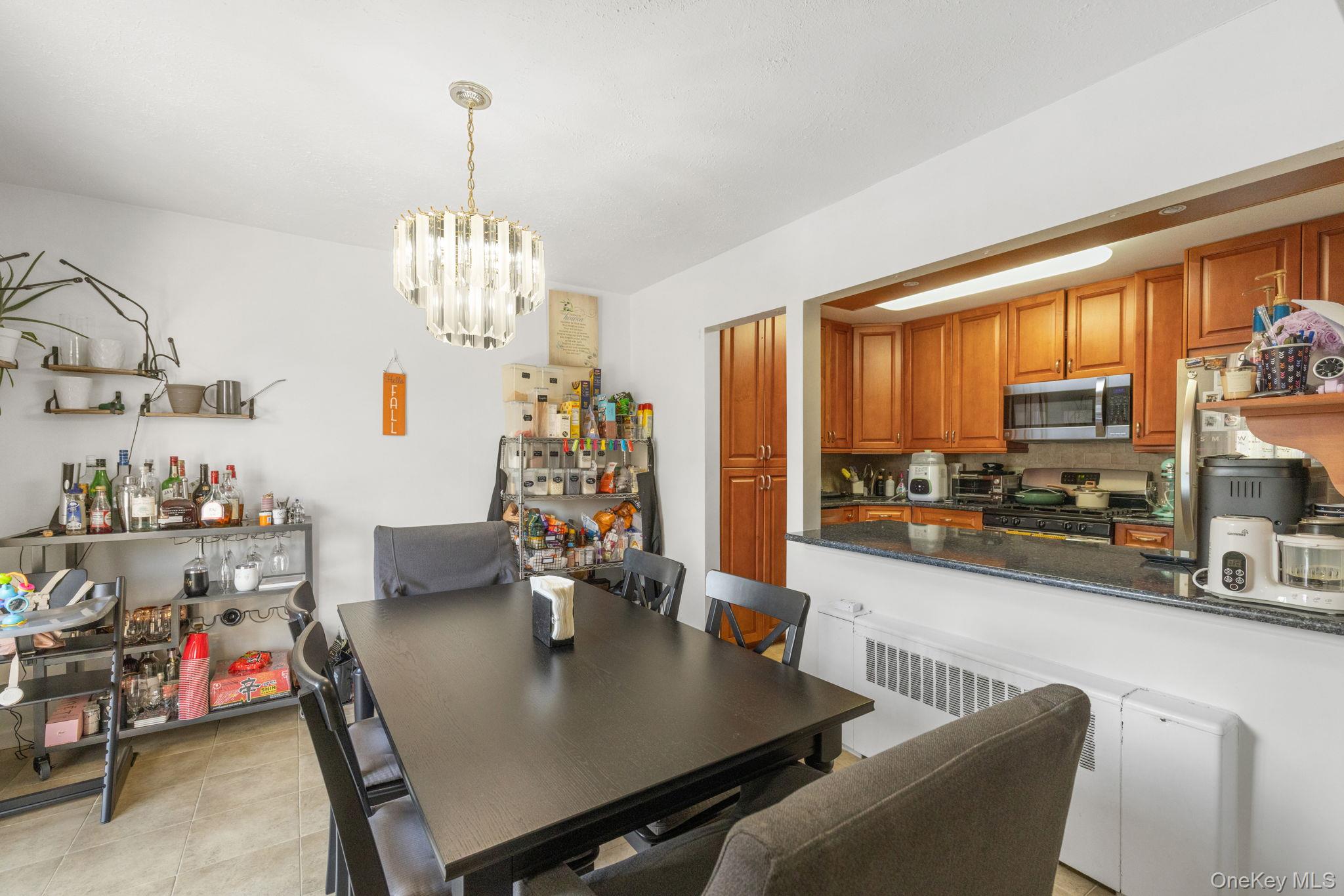 #11 photo, 215-15 23 Avenue, クイーンズ区 Bayside , NY 11360