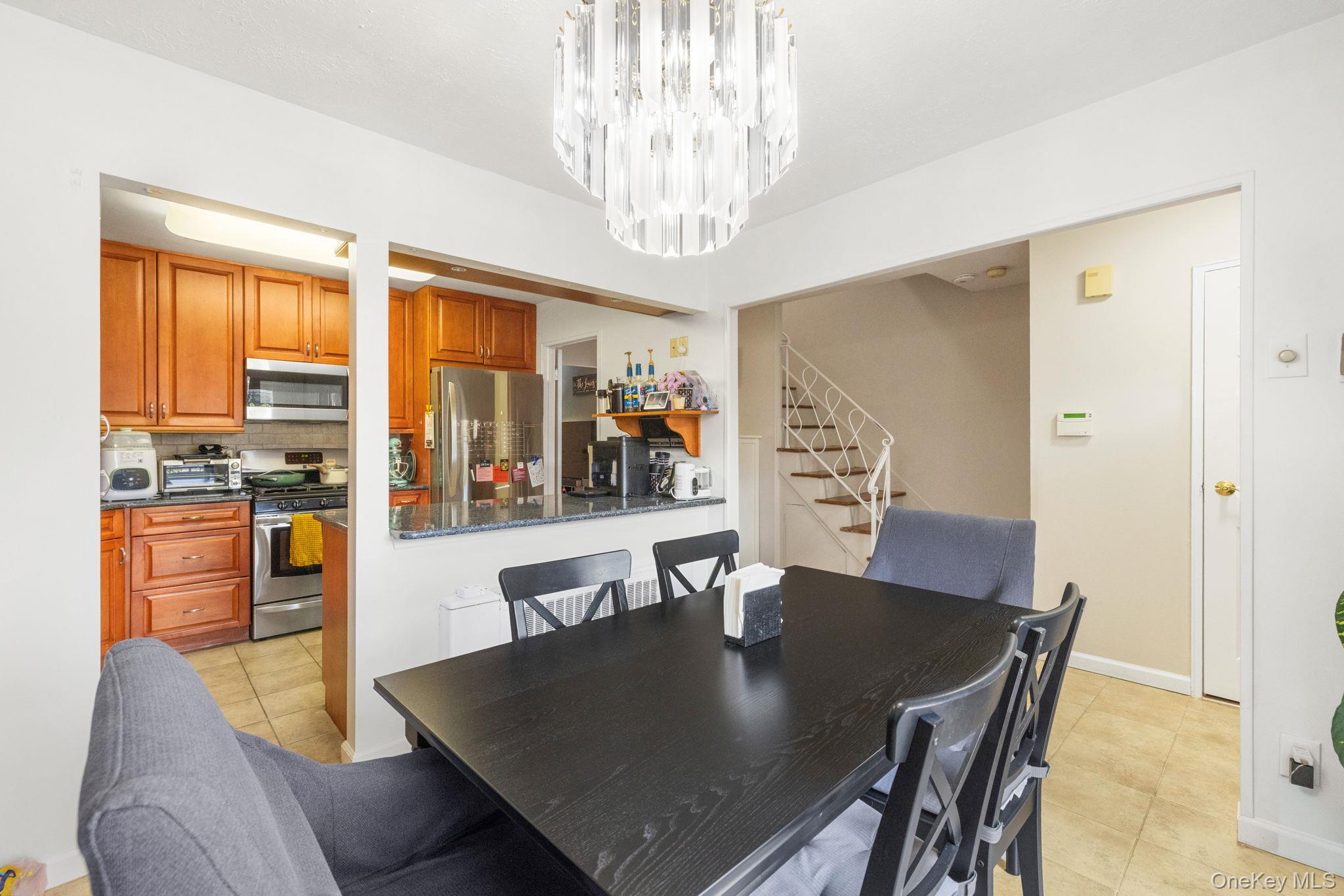 #12 photo, 215-15 23 Avenue, クイーンズ区 Bayside , NY 11360