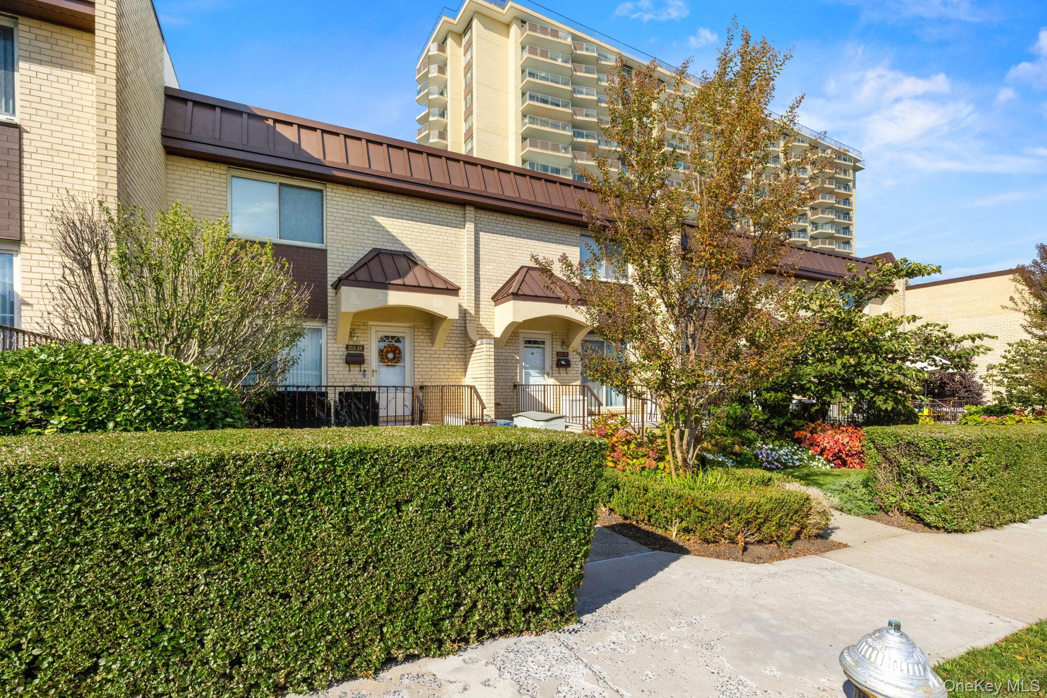 #4 photo, 215-15 23 Avenue, クイーンズ区 Bayside , NY 11360