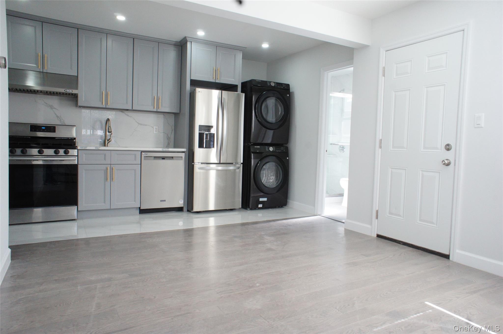 #2 photo, 175-02 Jewel Avenue, クイーンズ区 Fresh Meadows , NY 11365