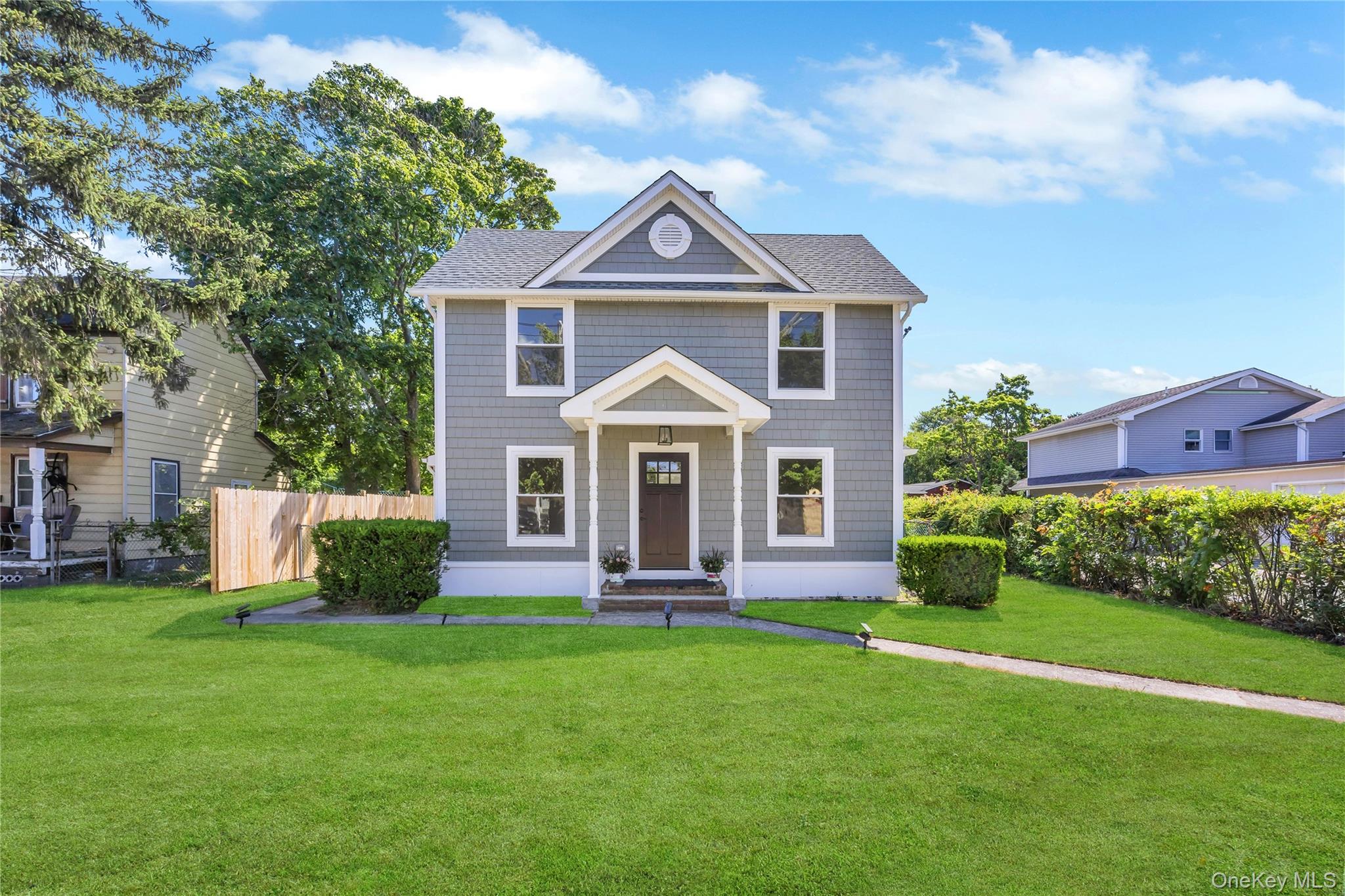 #1 photo, 177 Waverly Avenue, サフォーク郡 Patchogue , NY 11772