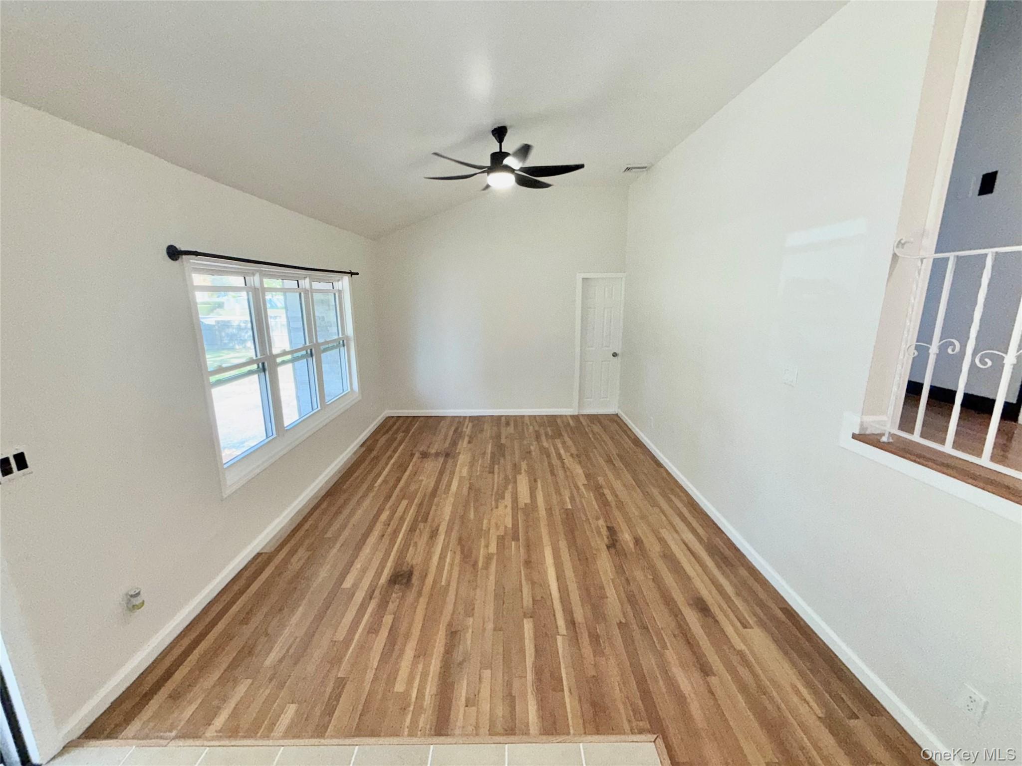 #2 photo, 1553 Potter Boulevard, サフォーク郡 Bay Shore , NY 11706