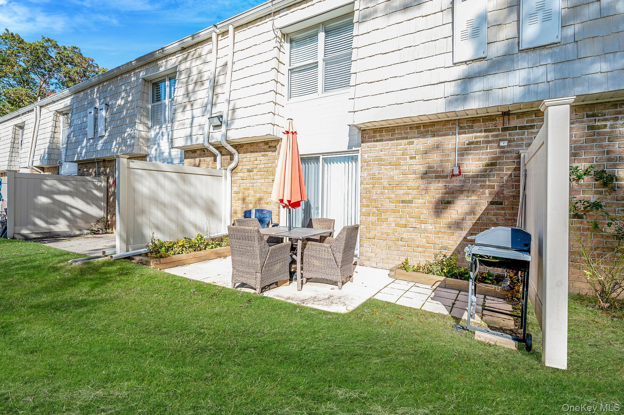 #19 photo, 63 Rocky Point Yaphank Road, サフォーク郡 Rocky Point , NY 11778