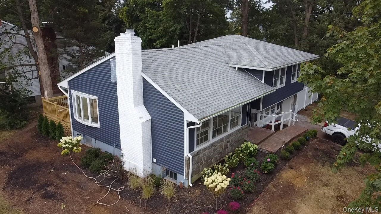 #9 photo, 2 Arbor Gate, Old Bethpage , NY 11804