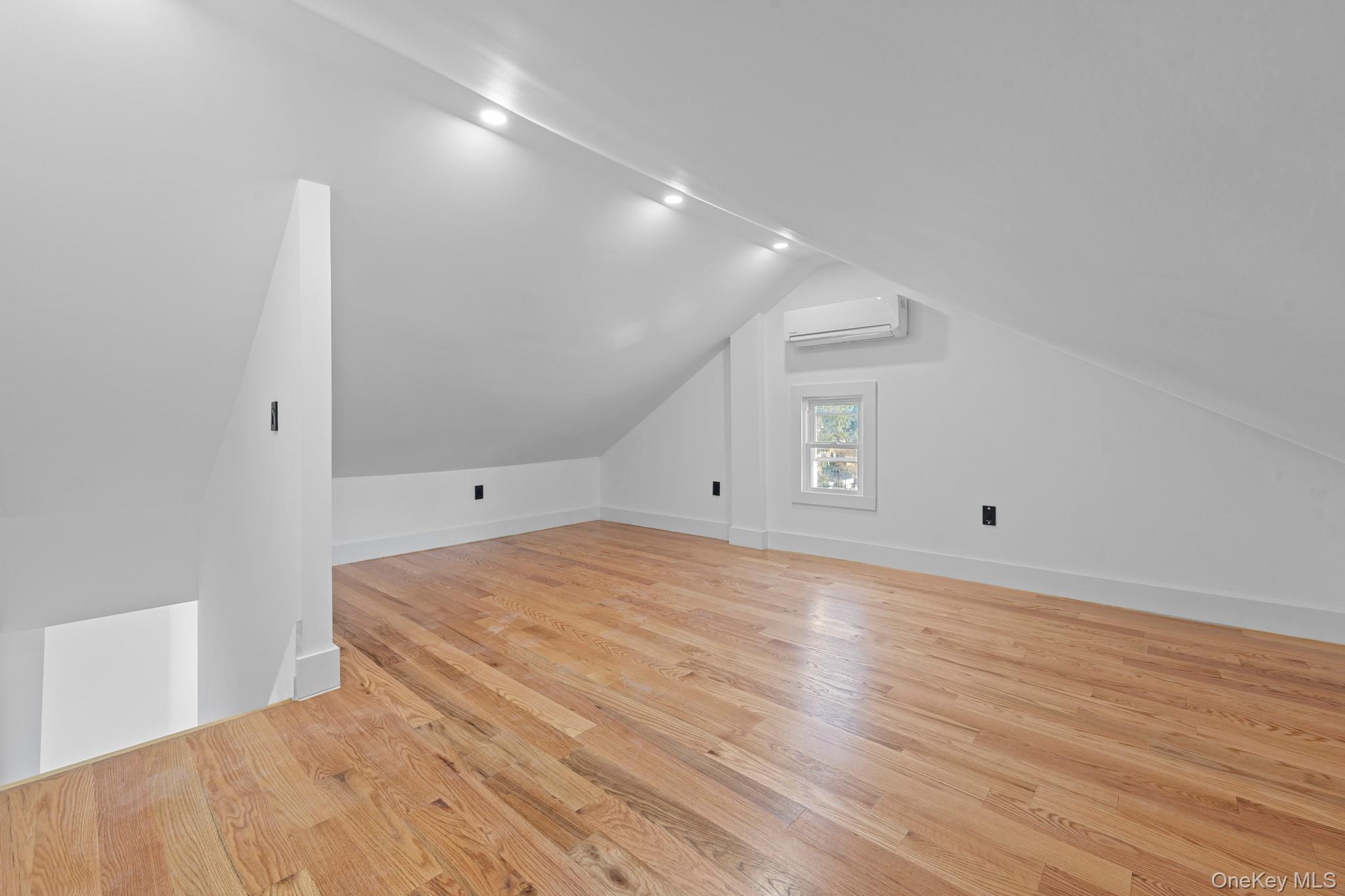 #10 photo, 117-31 202 Street, クイーンズ区 Saint Albans , NY 11412