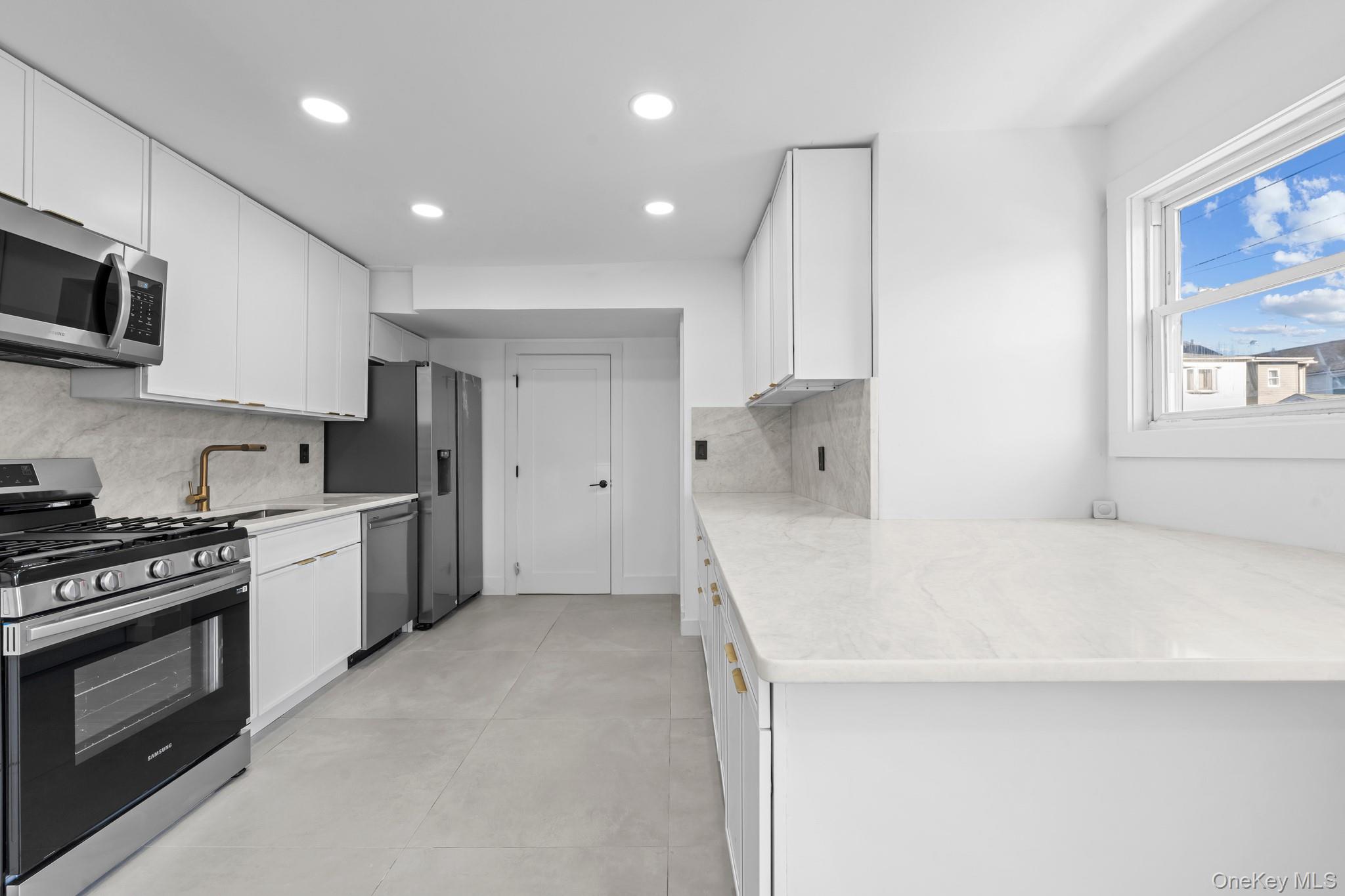 #4 photo, 117-31 202 Street, クイーンズ区 Saint Albans , NY 11412