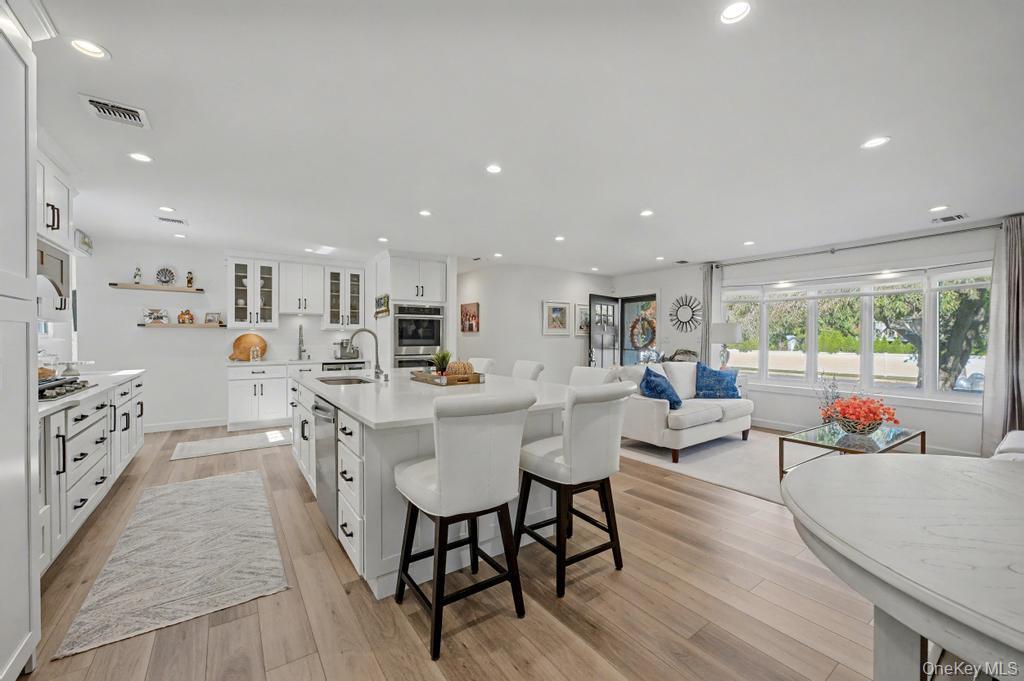 #10 photo, 12 Pheasant Drive, Commack , NY 11725